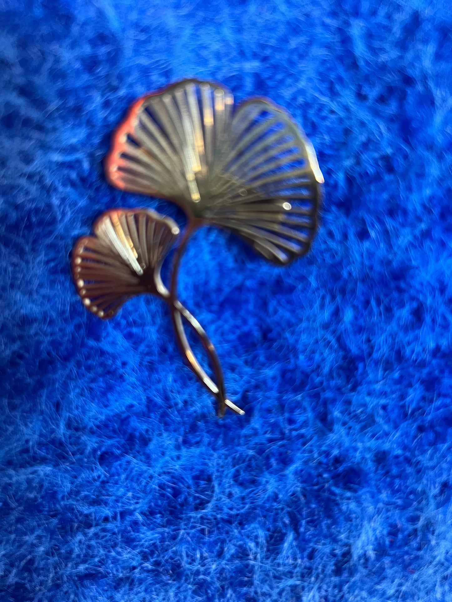 BROCHE DOREE GINKO