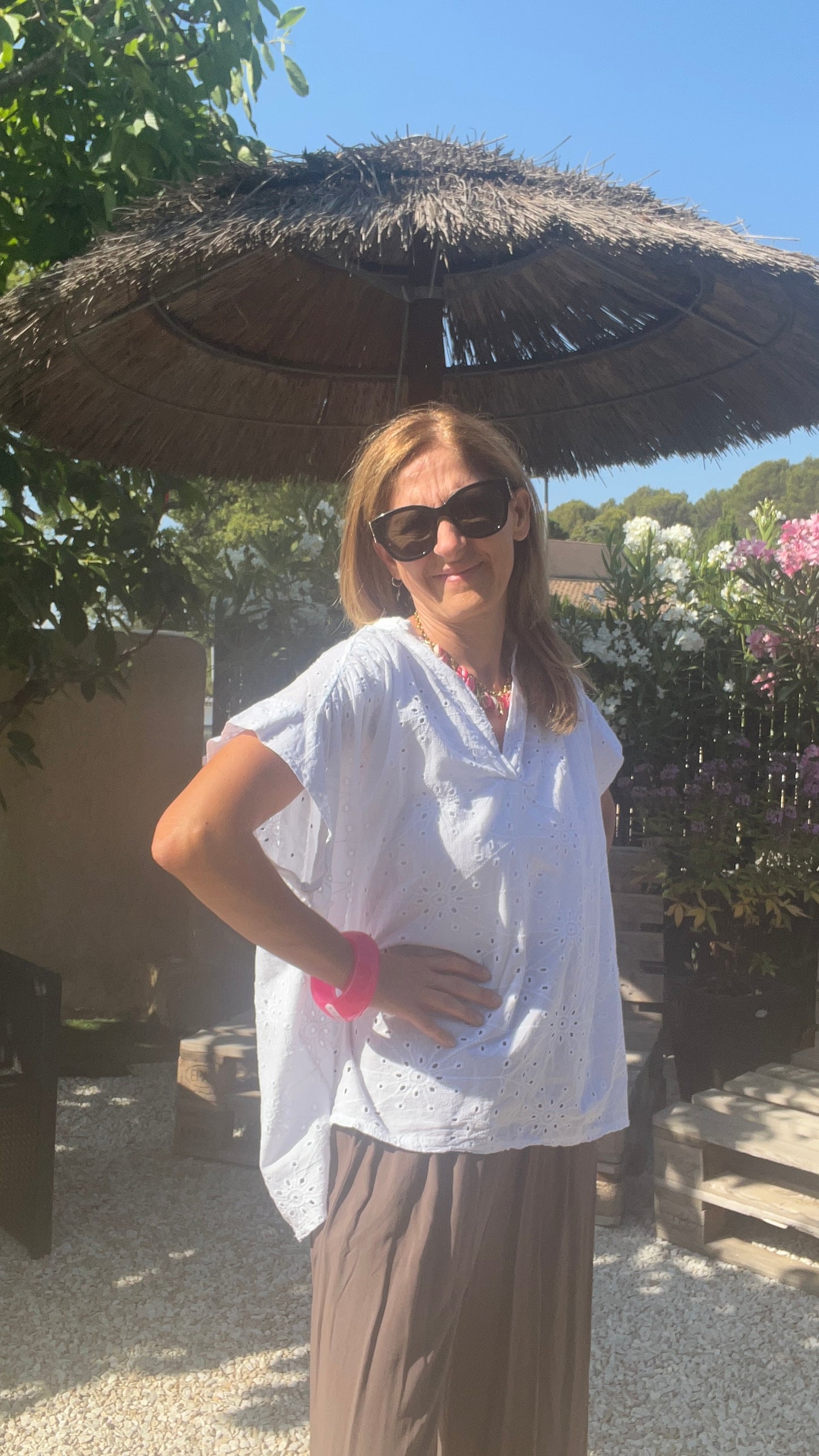 Chemisier blanc "BRODERIE ANGLAISE"