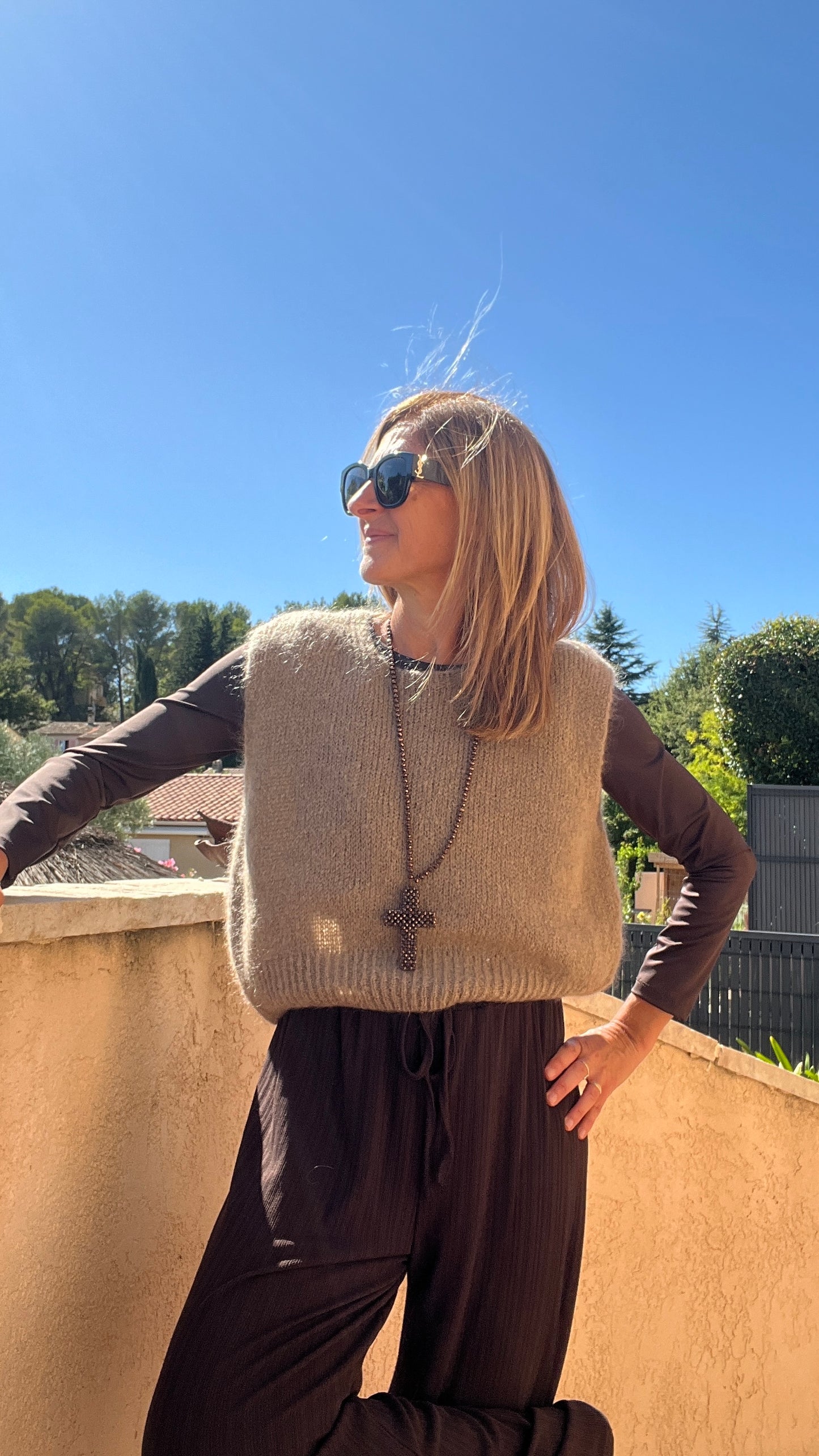 PULL SANS MANCHES "MOHAIR"