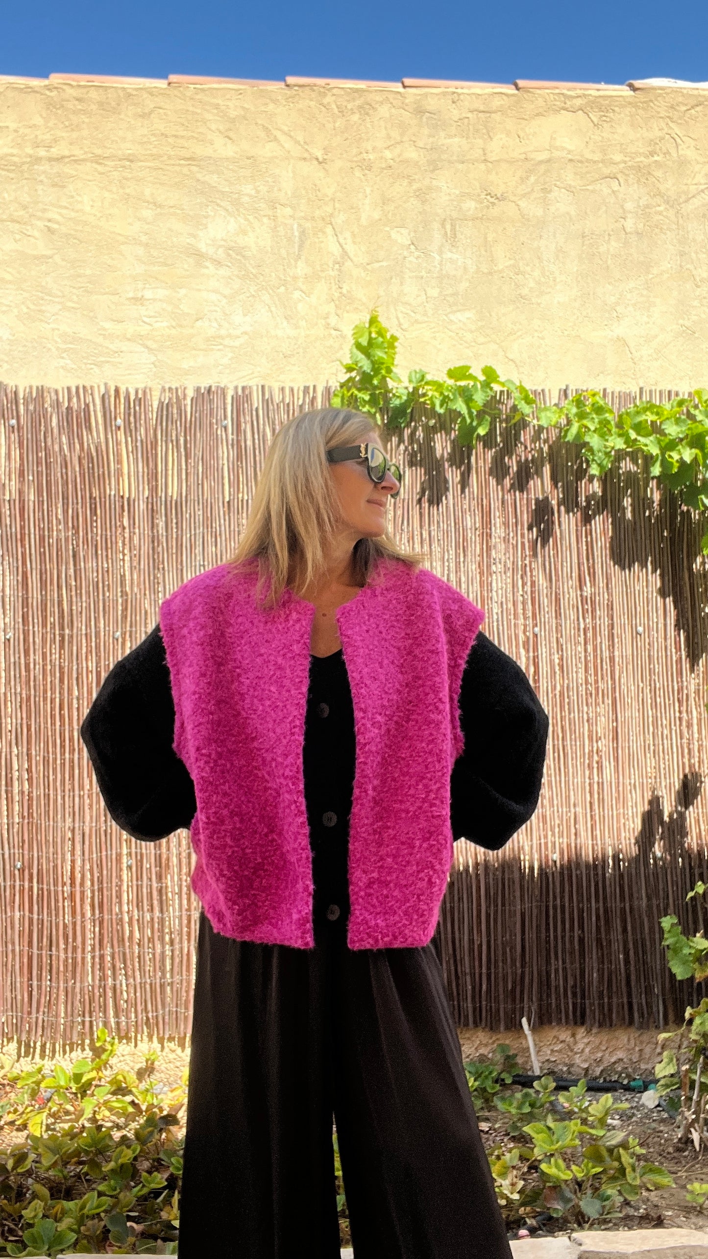 VESTE SANS MANCHES ROSE FUCHSIA « MARIE »