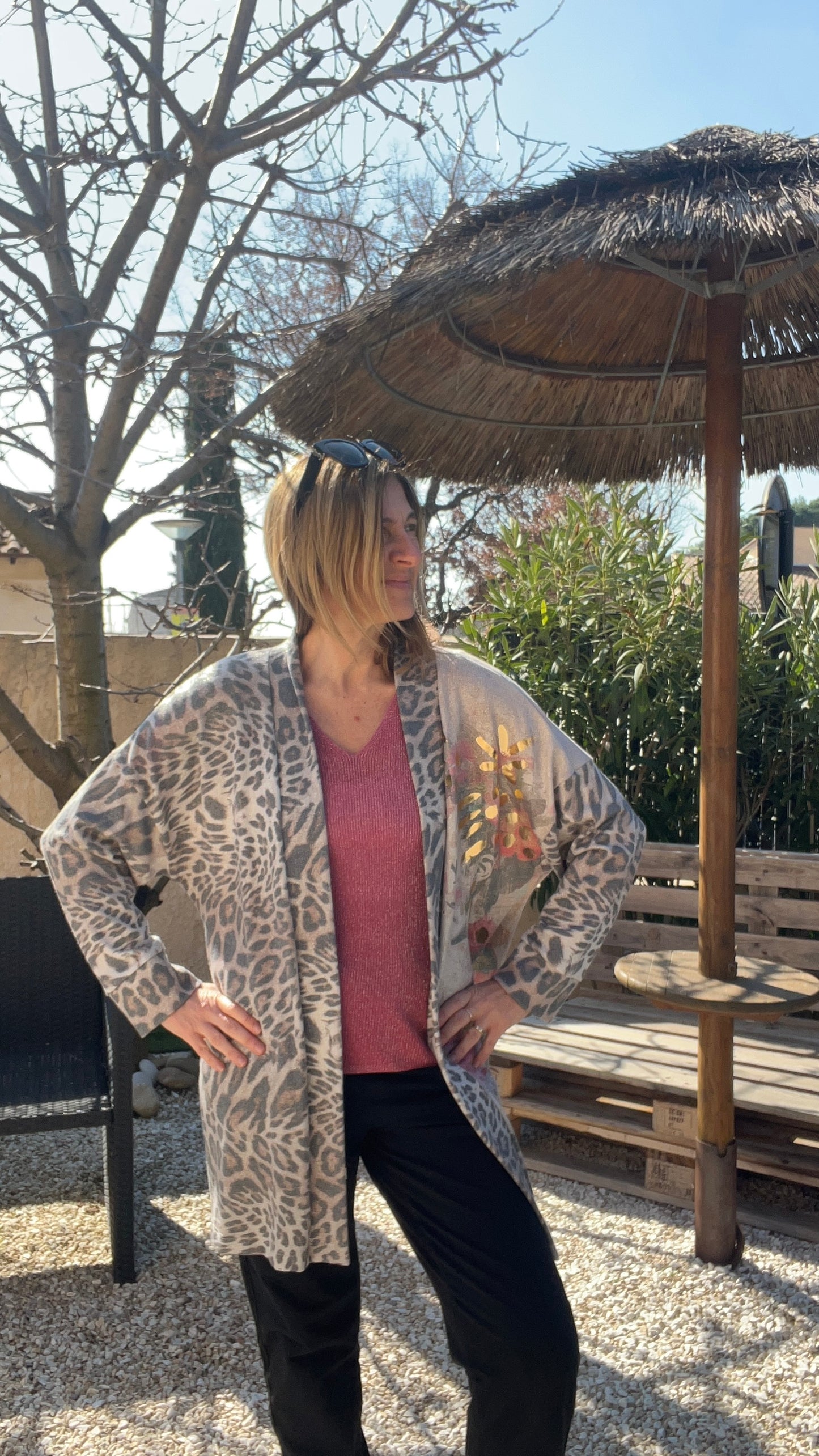 TOP MANCHES COURTES VIEUX ROSE PAILLETE