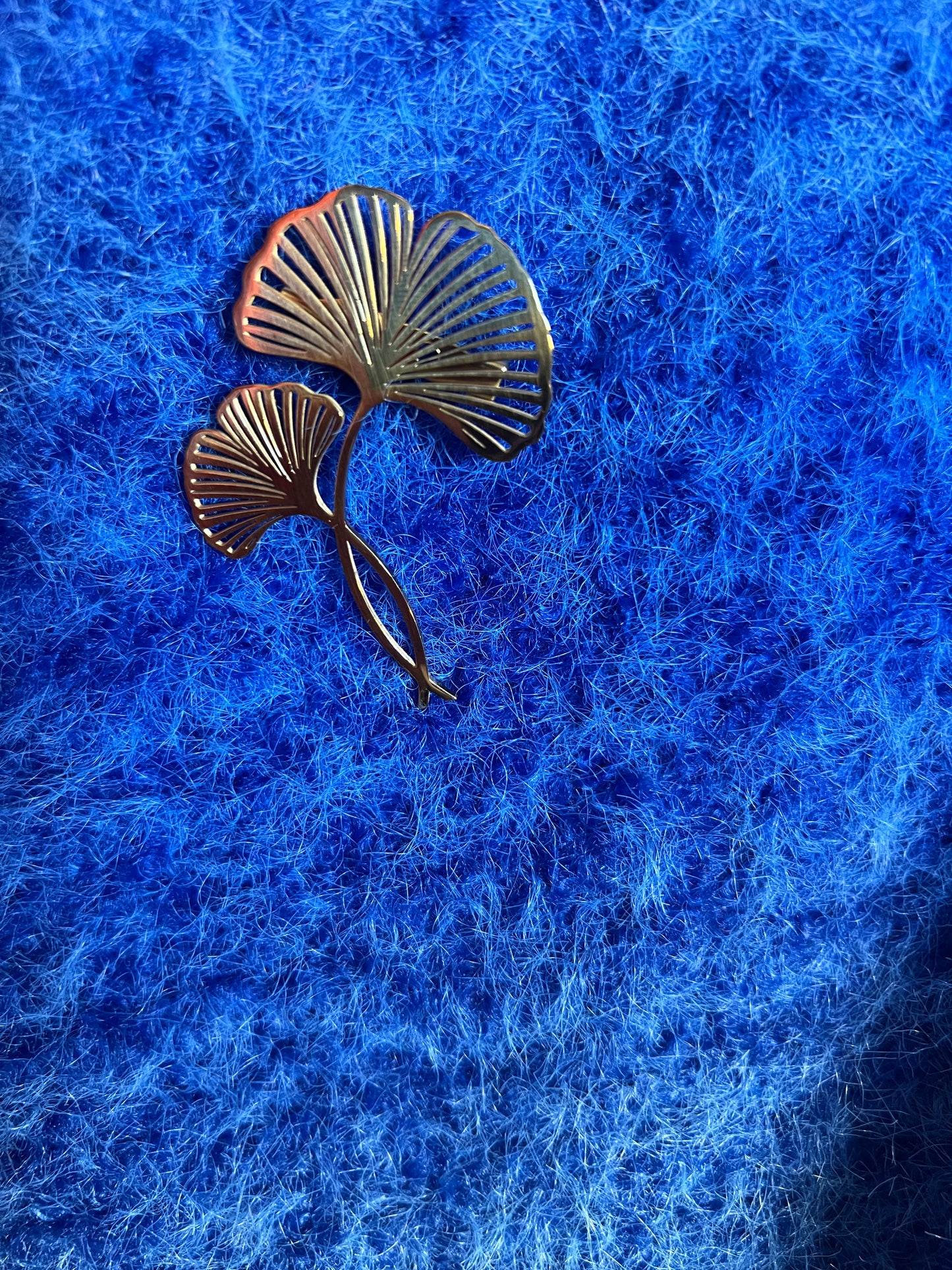 BROCHE DOREE GINKO