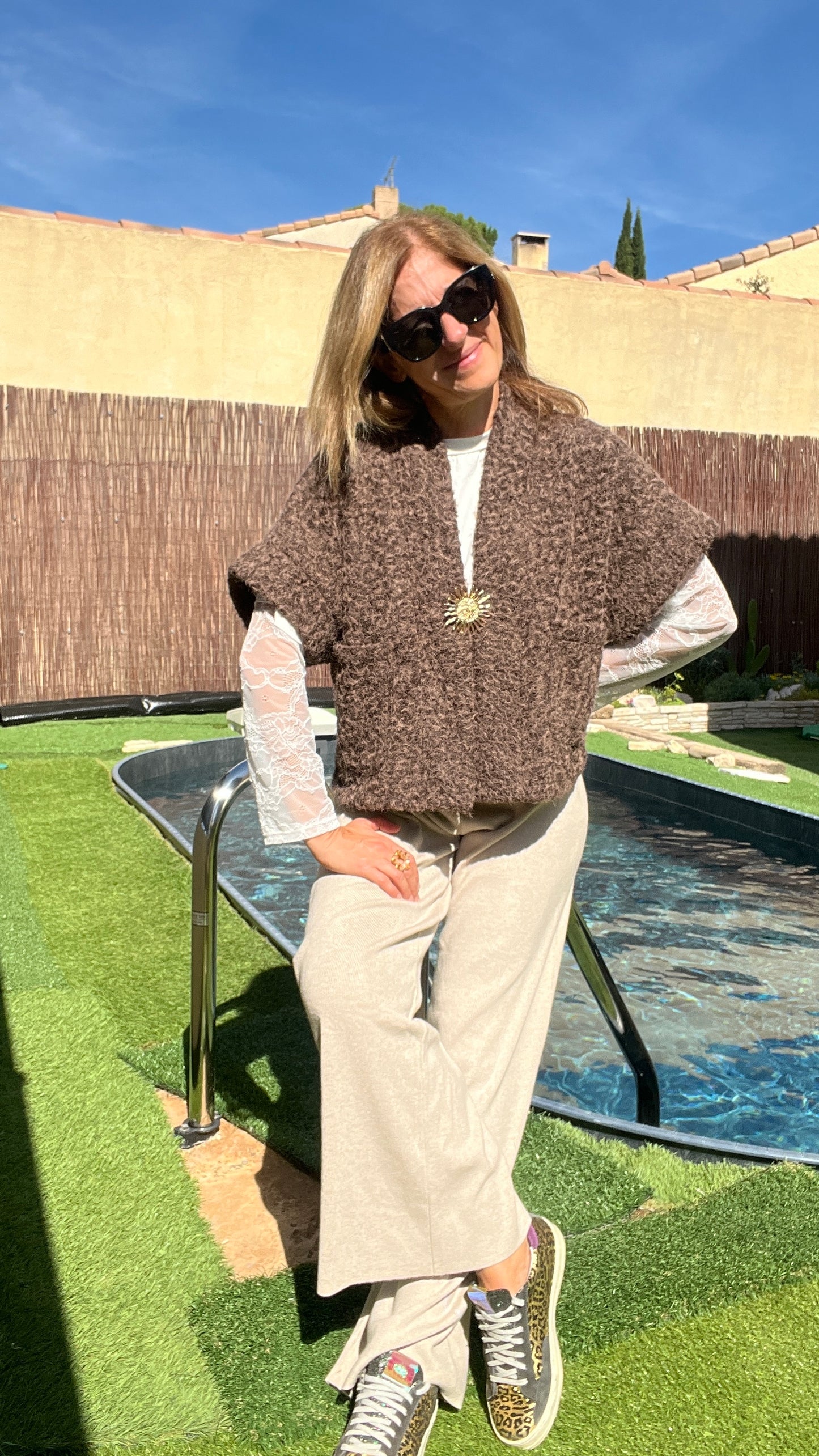 VESTE CHOCOLAT MANCHES COURTES "SOLEIL"