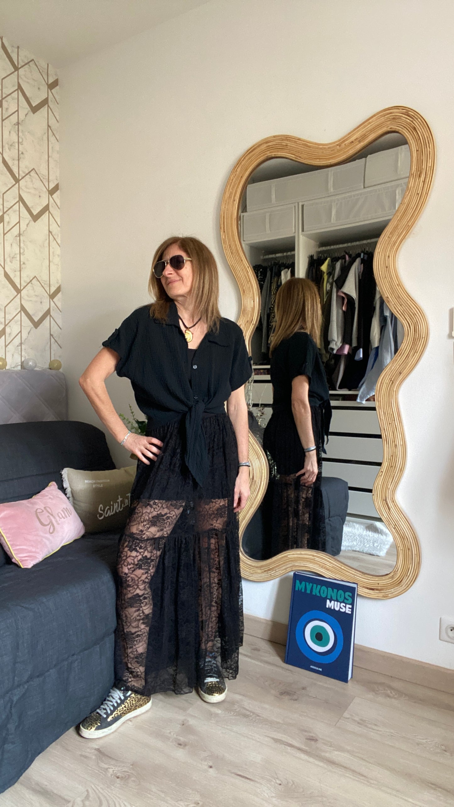 Robe longue noire à Dentelle "Elégante"