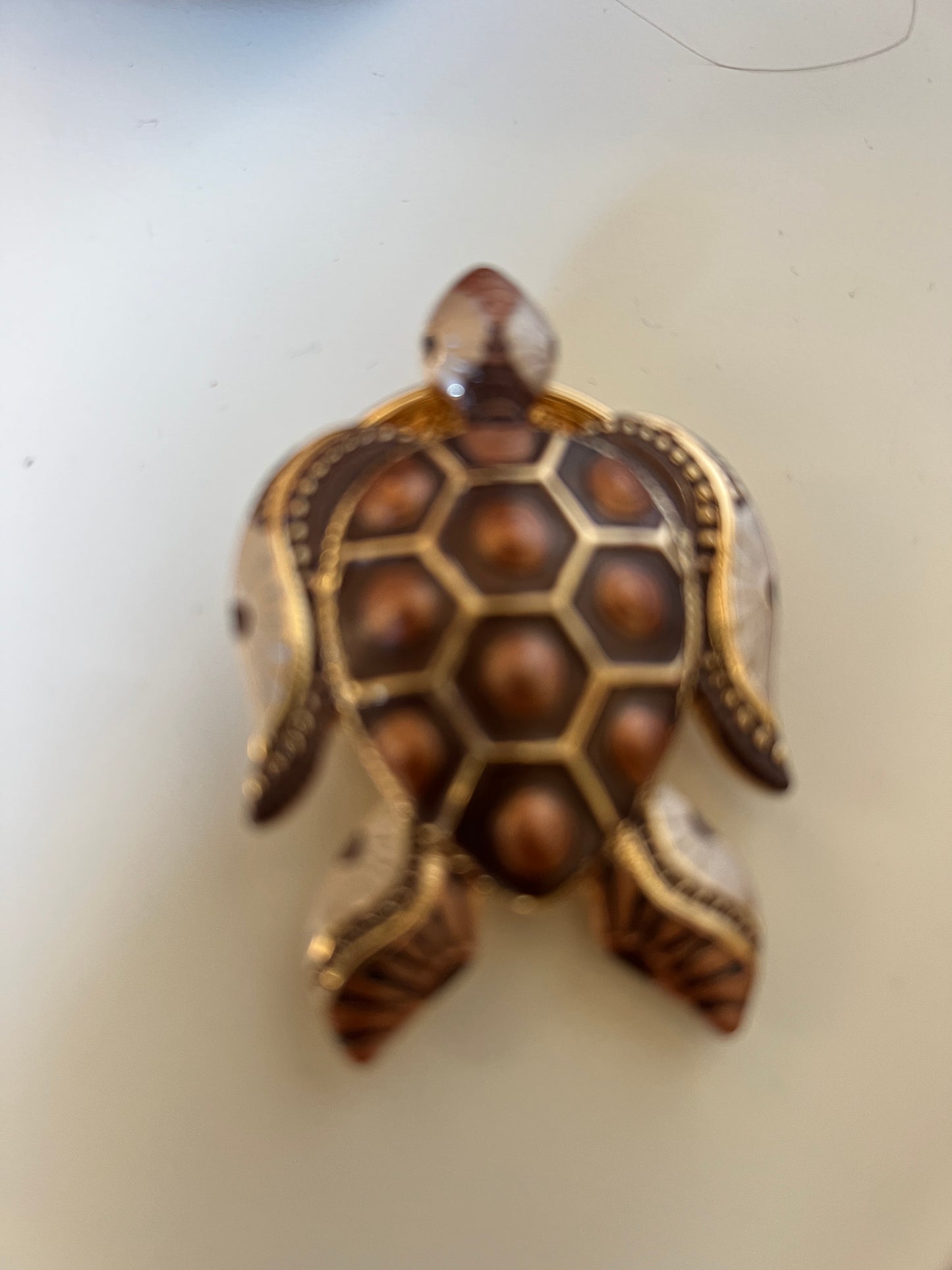 Broche chocolat « TORTUE »