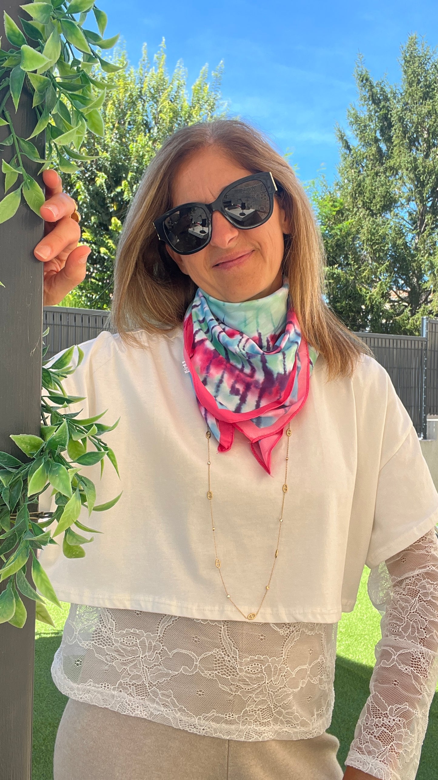 FOULARD MULTICOLORE "PETIT CARRE"