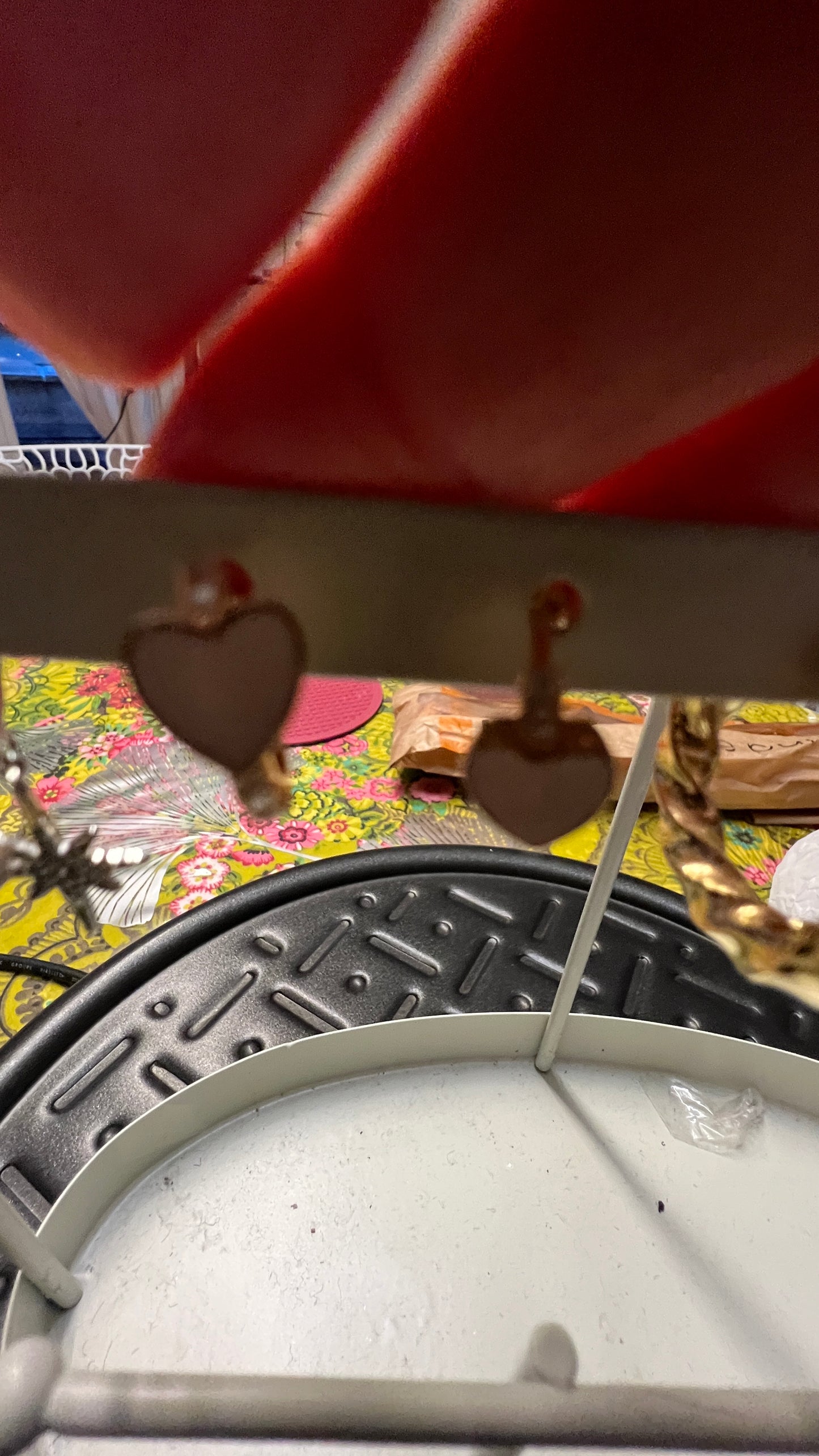 ANNEAUX DORES COEURS ROSE POUDRES