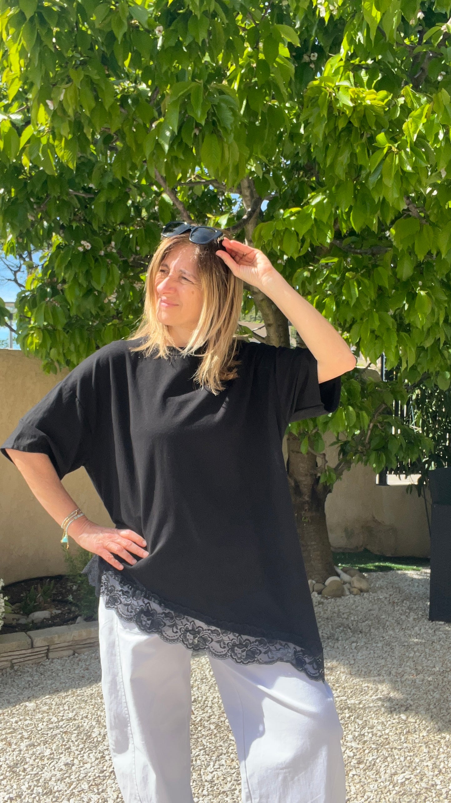 TEE-SHIRT DENTELLE NOIR