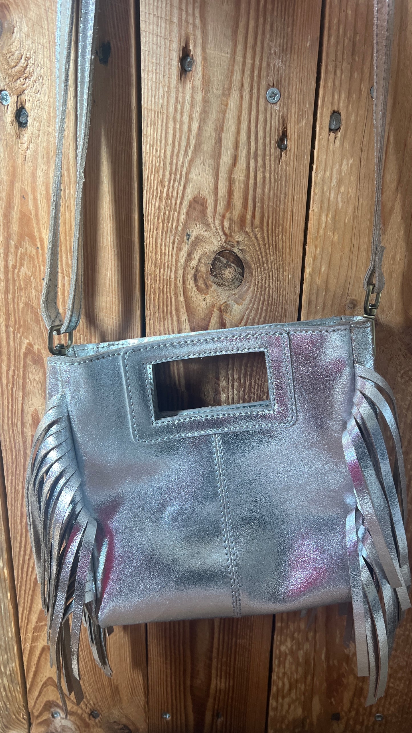 PETIT SAC EN CUIR ARGENT A FRANGES