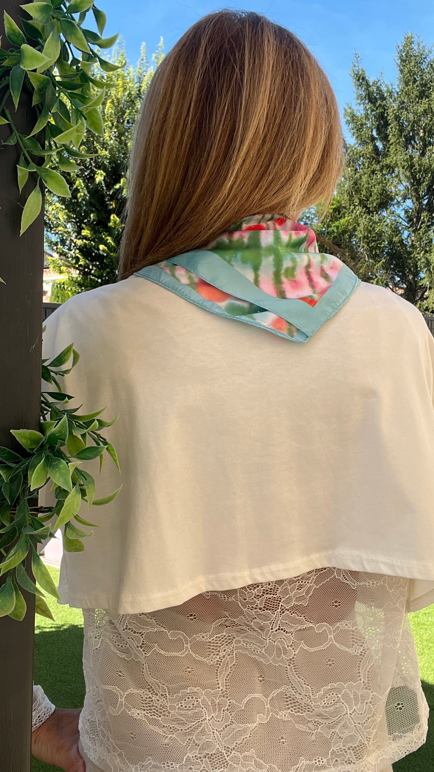 FOULARD MULTICOLORE "PETIT CARRE"