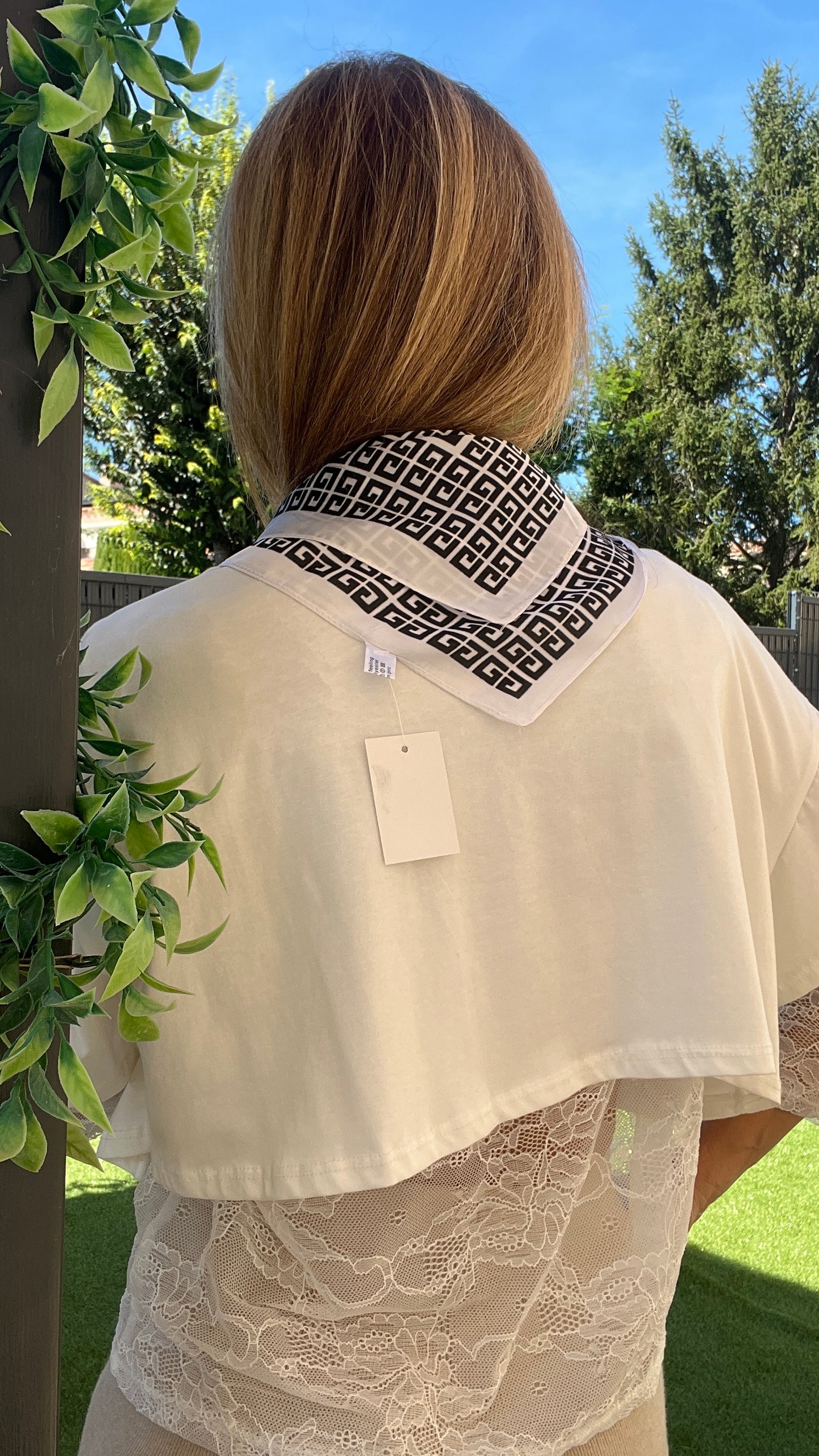 FOULARD NOIR & BLANC PETIT CARRE"