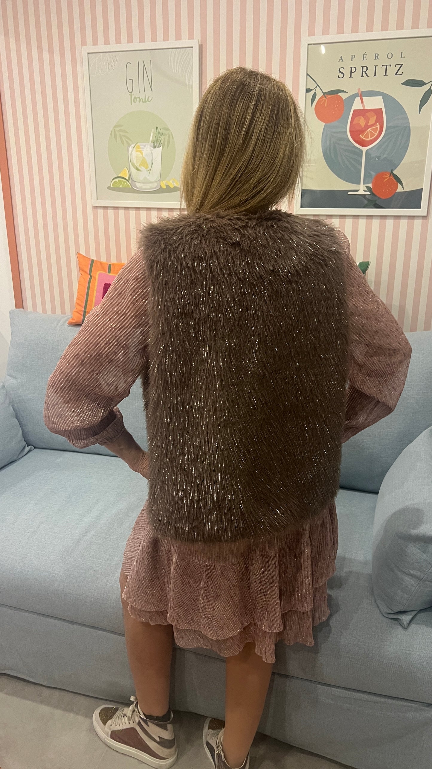 VESTE FOURRURE SANS MANCHES CHOCO PAILLETEE