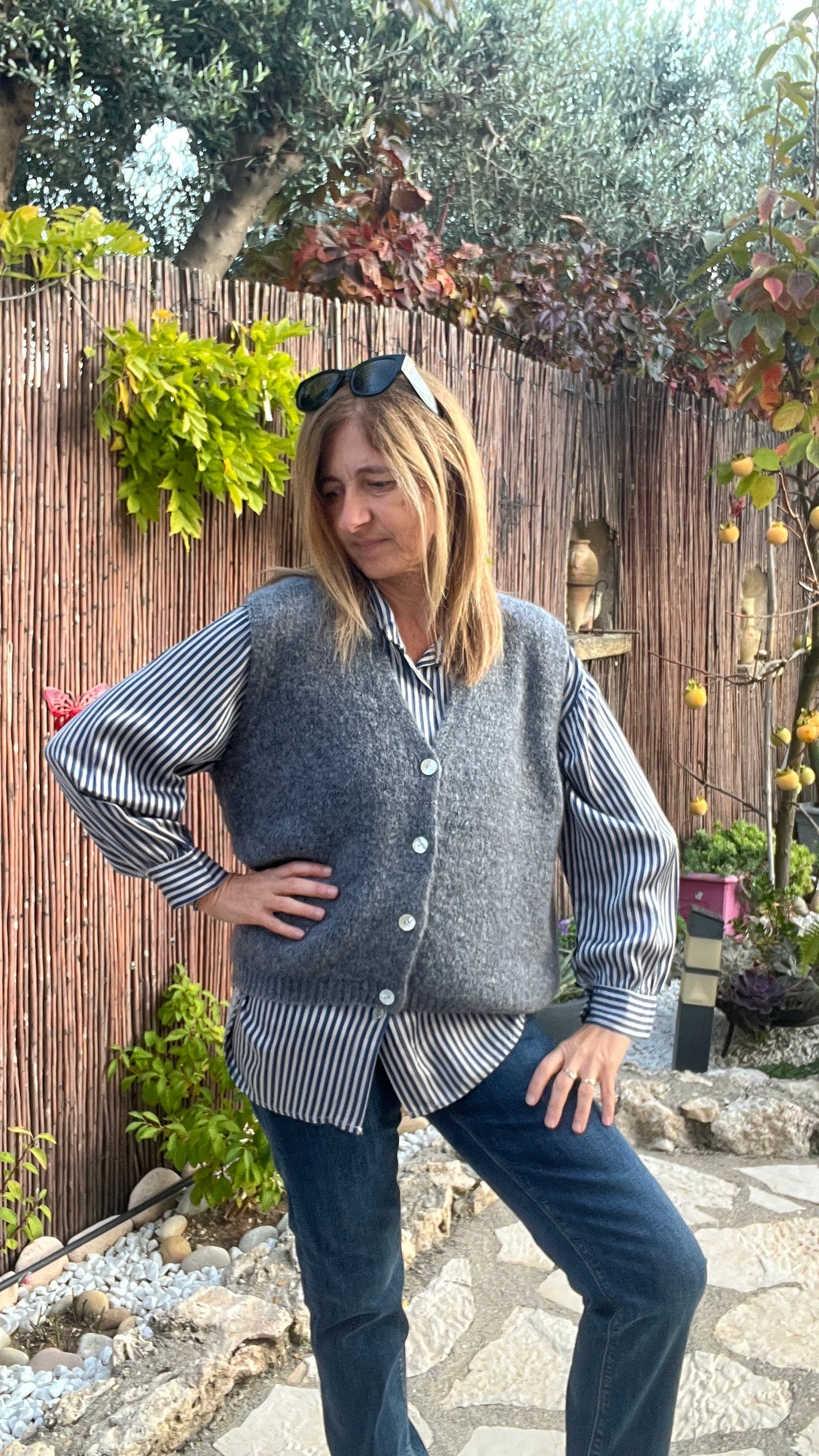 GILET SANS MANCHES GRIS "DIANA"