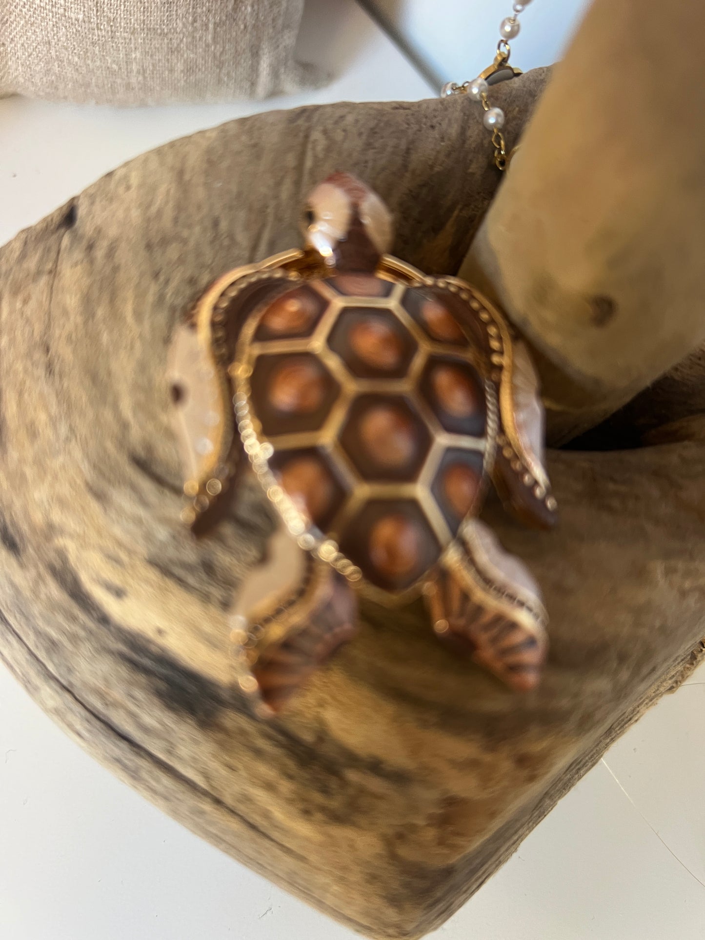 Broche chocolat « TORTUE »