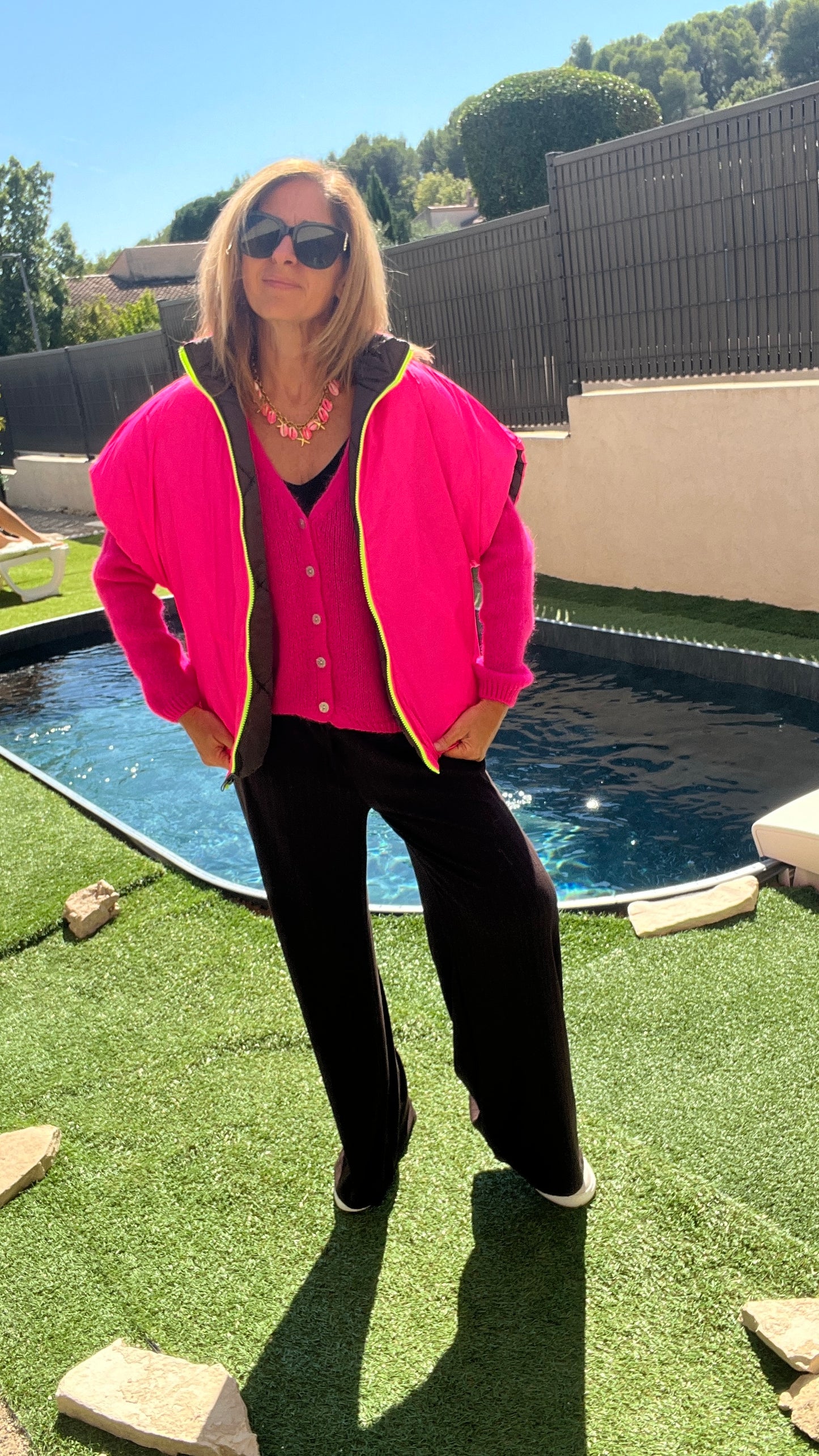 VESTE MATELASSEE CHOCOLAT/ROSE REVERSIBLE "NEON"