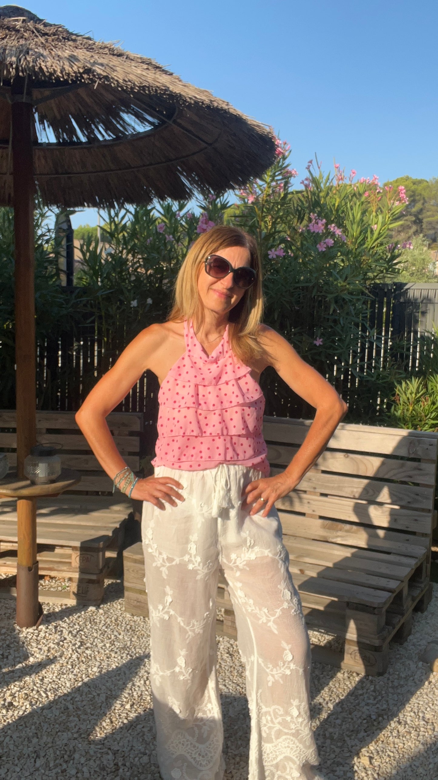 PANTALON BLANC BRODÉ