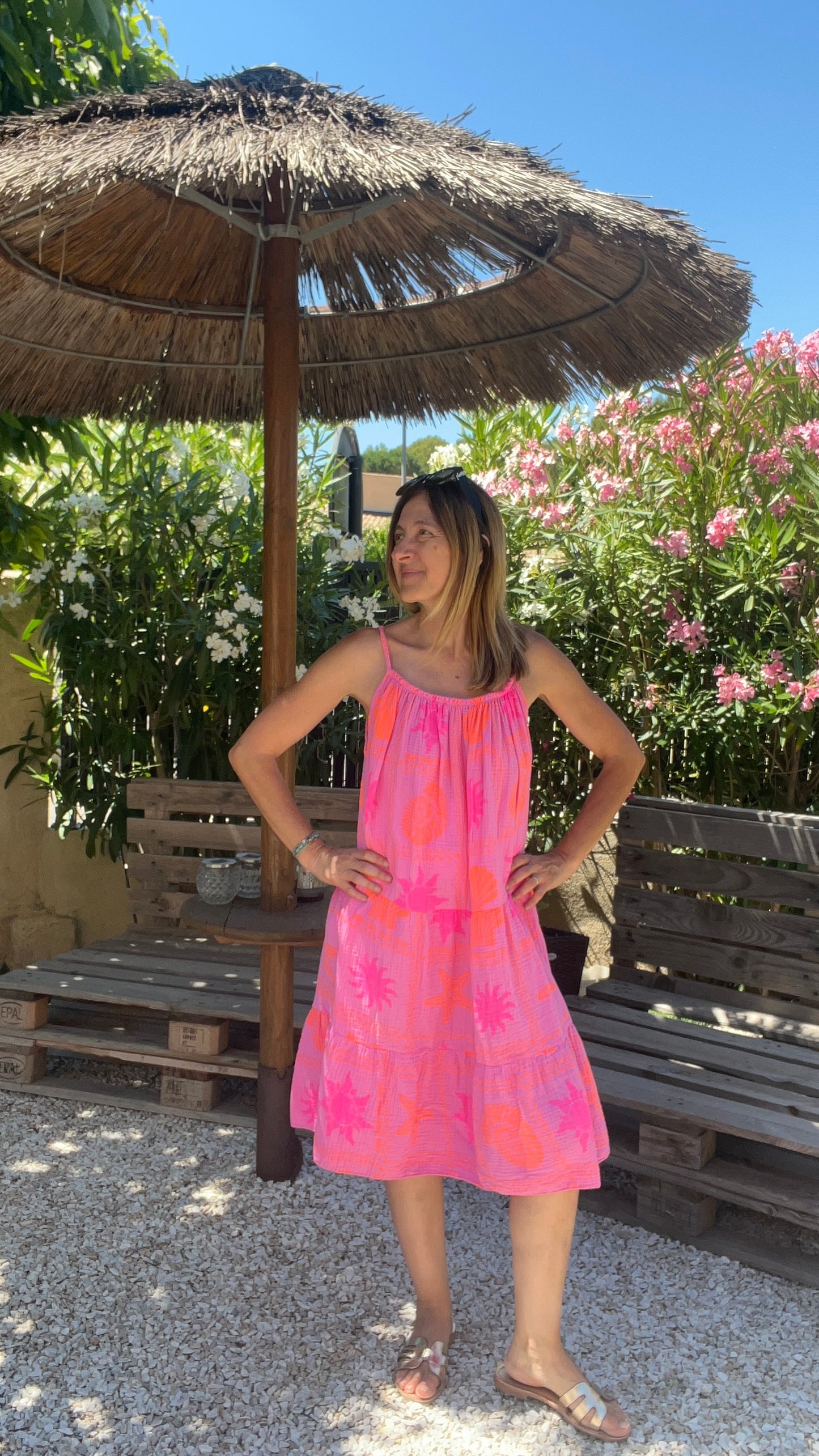 ROBE ROSE GAZE DE COTON COQUILLAGES FLUOS