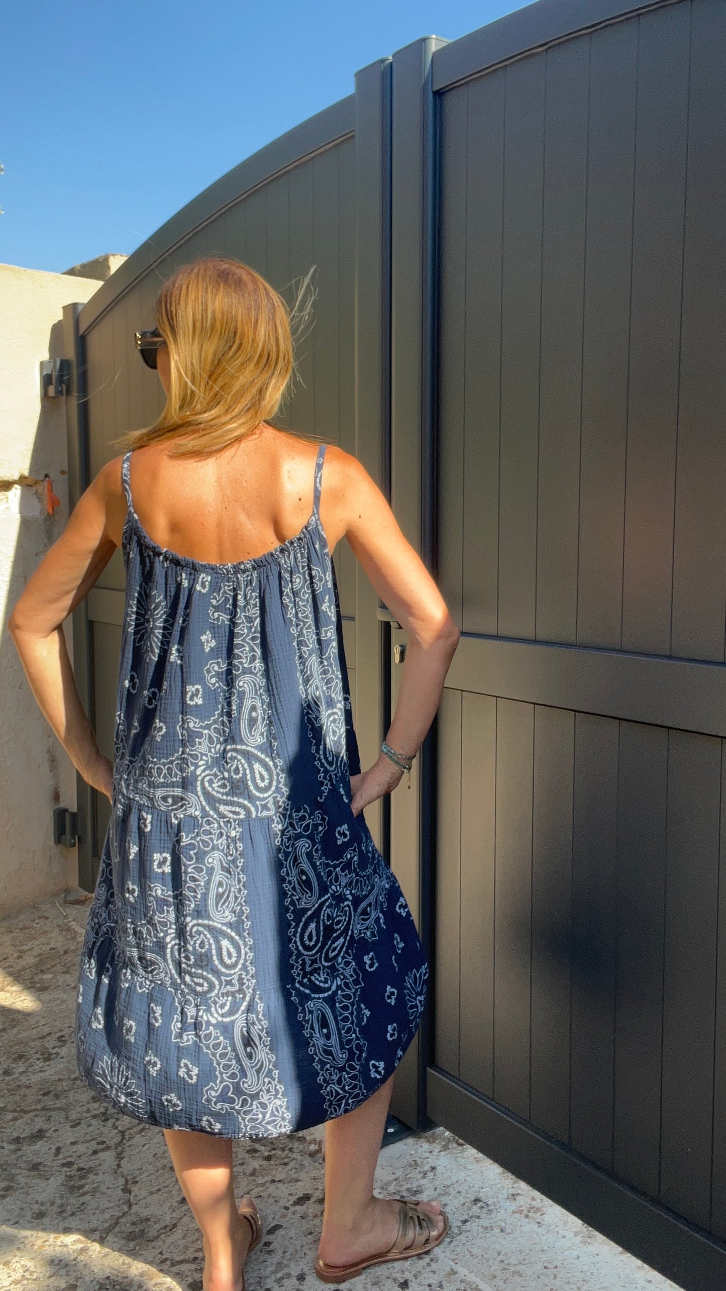 ROBE BLEU MARINE BANDANA