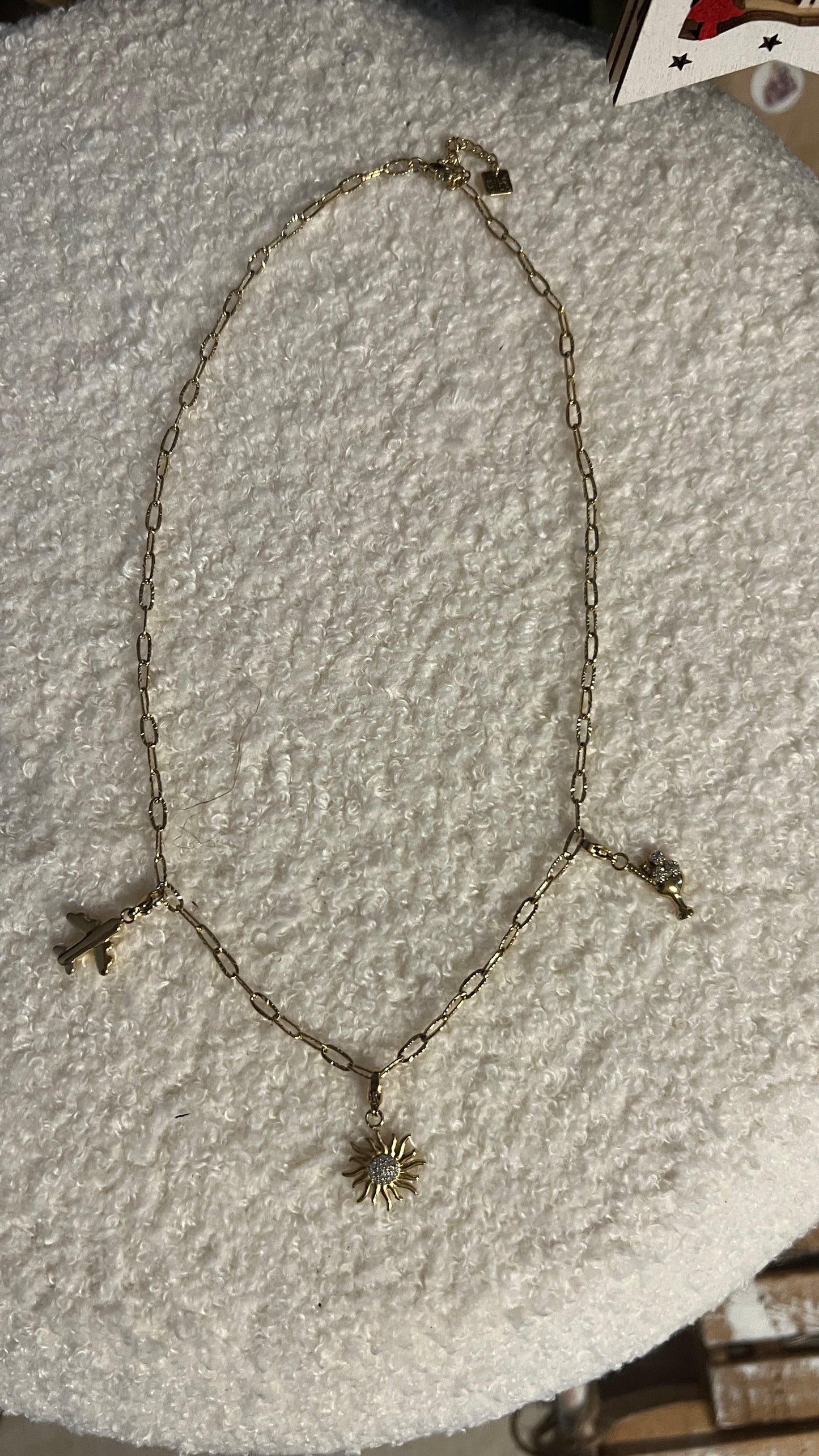 COLLIER DORE MAILLONS & CHARM'S HAPPINESS "MILE MILA"