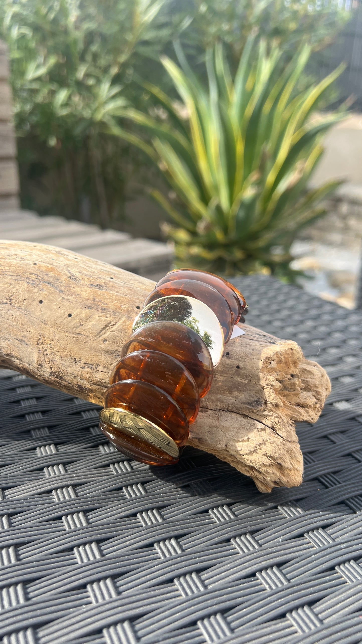 BRACELET OCRE/DORE "ECAILLES"