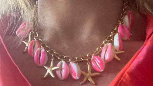 Collier coquillages rose fluo