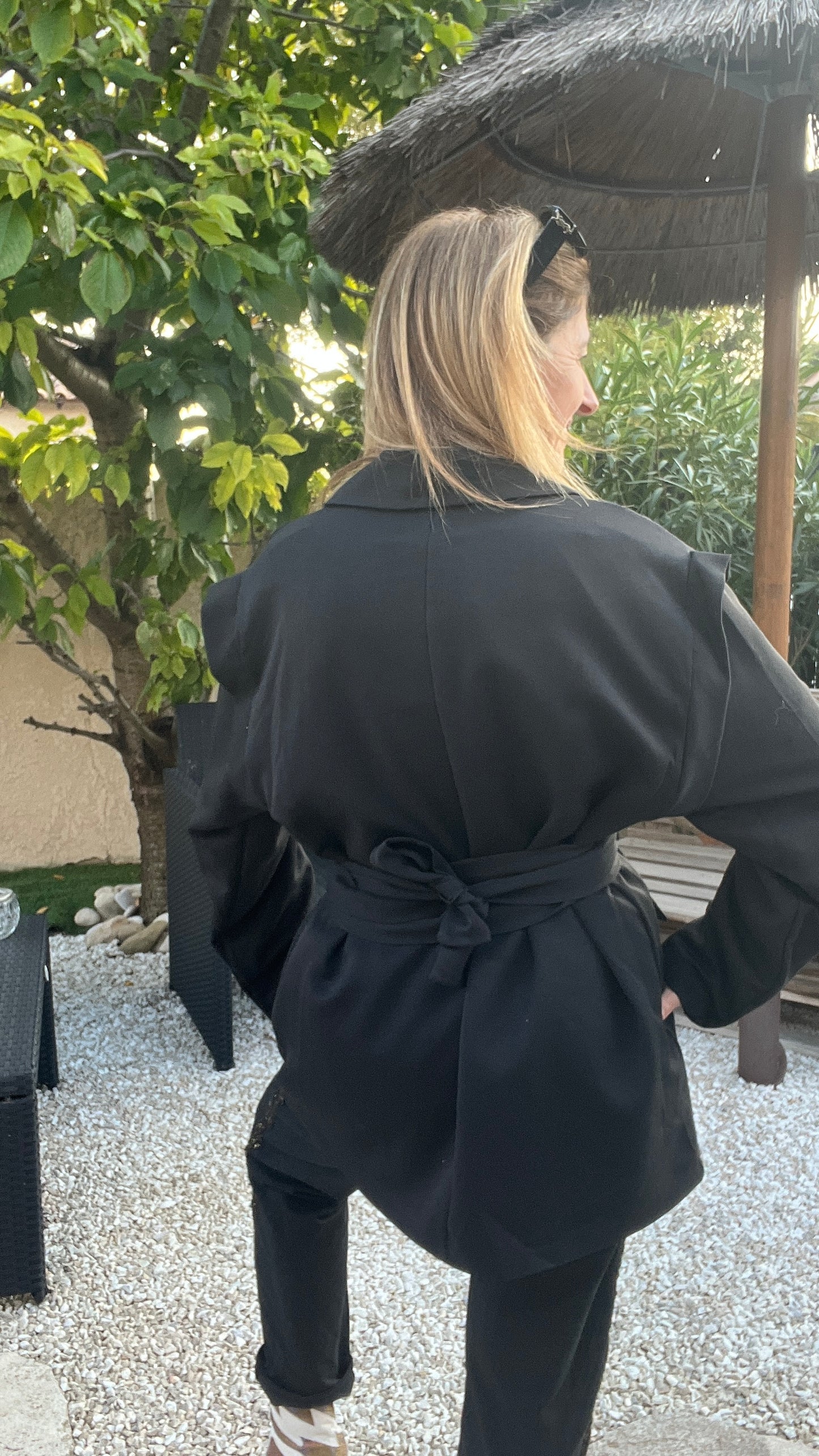 BLAZER NOIR CEINTURE