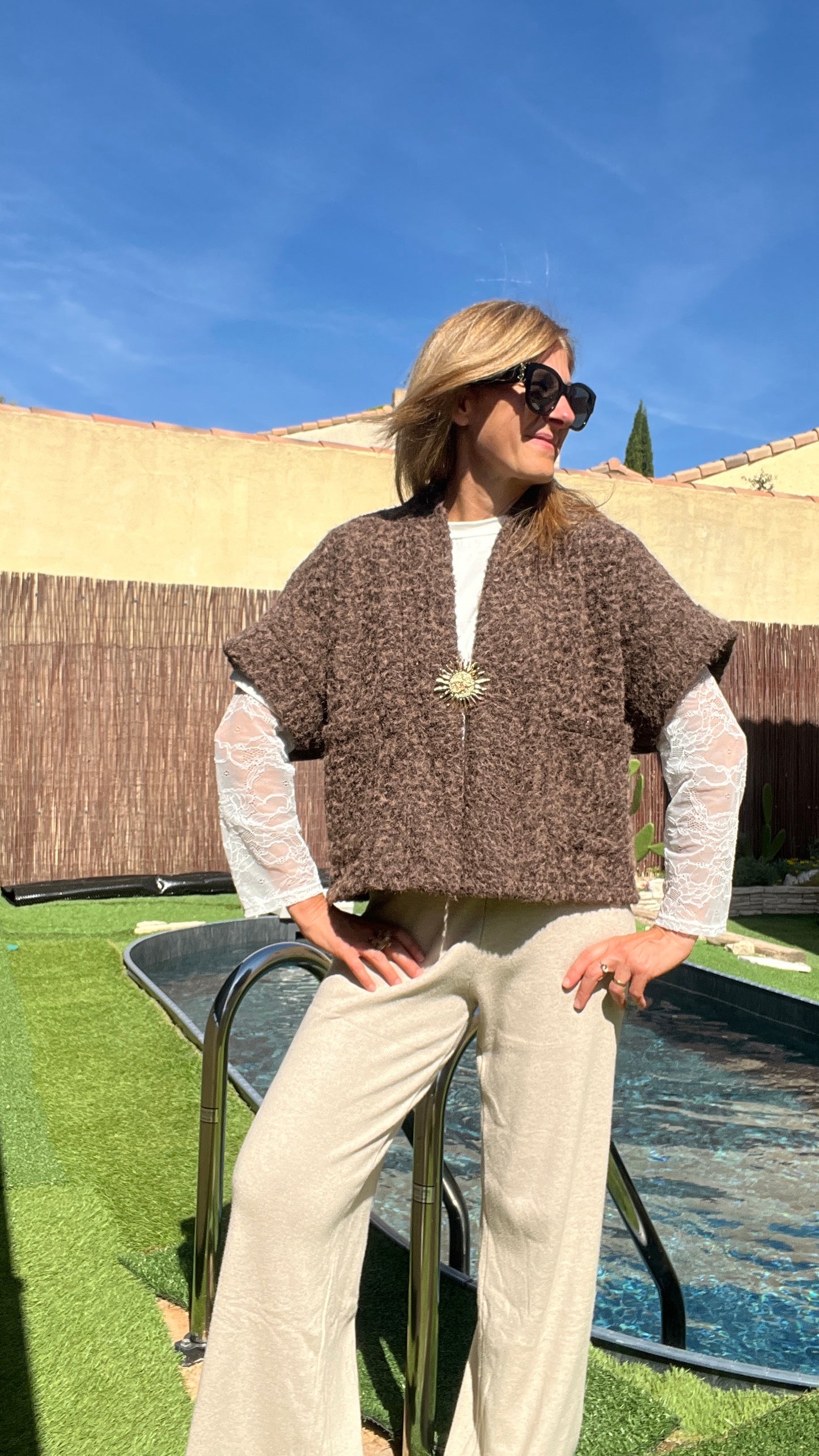 VESTE CHOCOLAT MANCHES COURTES "SOLEIL"