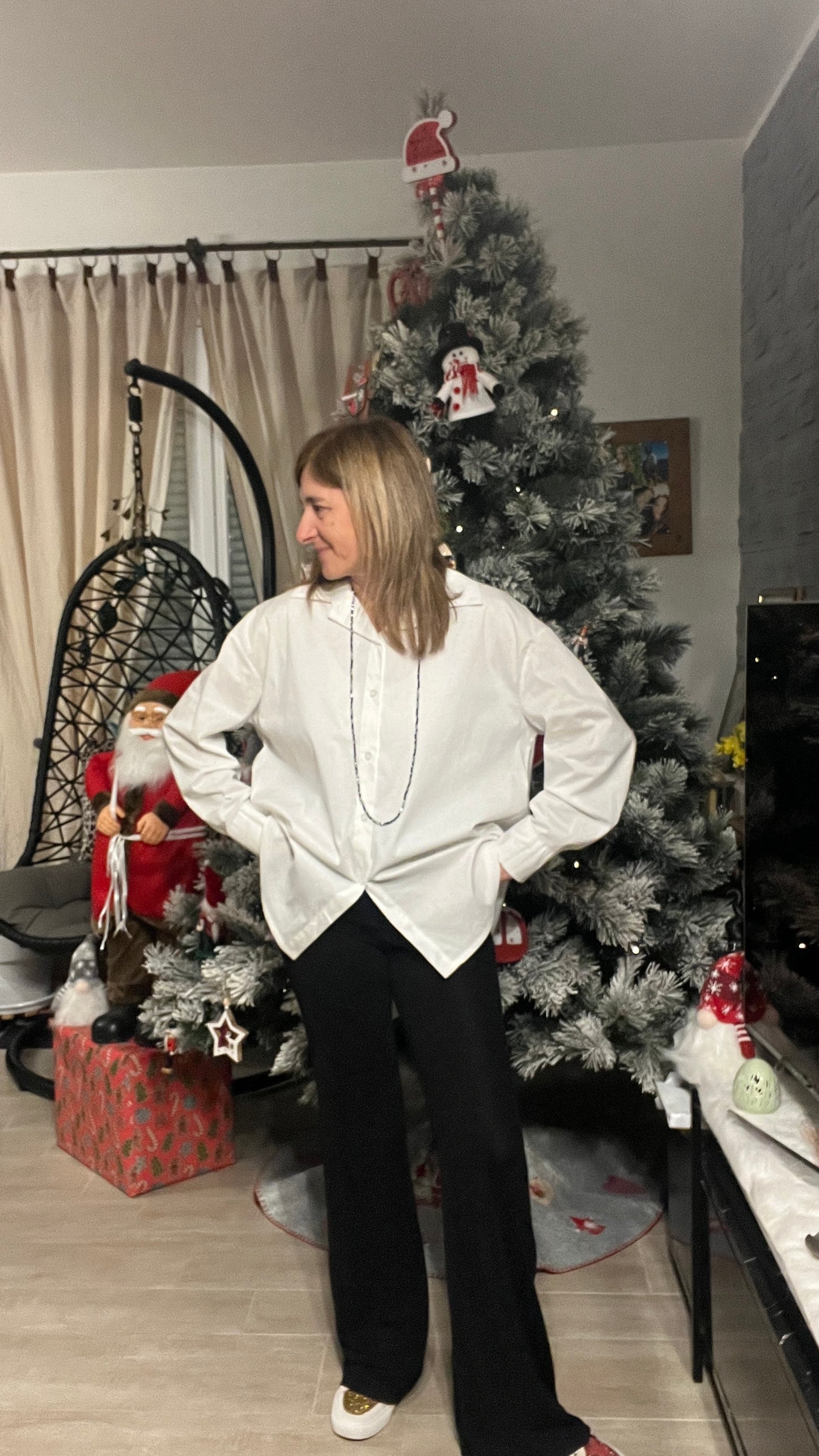 PANTALON FLUIDE NOIR PAILLETEE