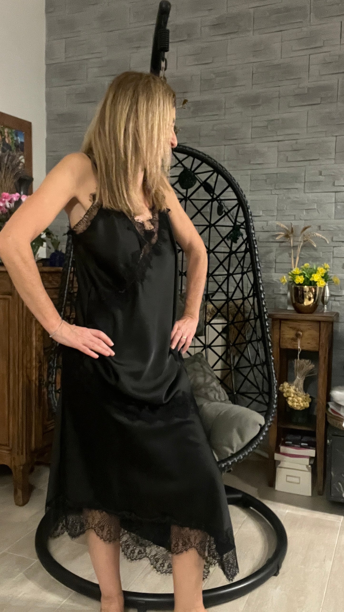 JUPE LONGUE NOIRE ASYMETRIQUE