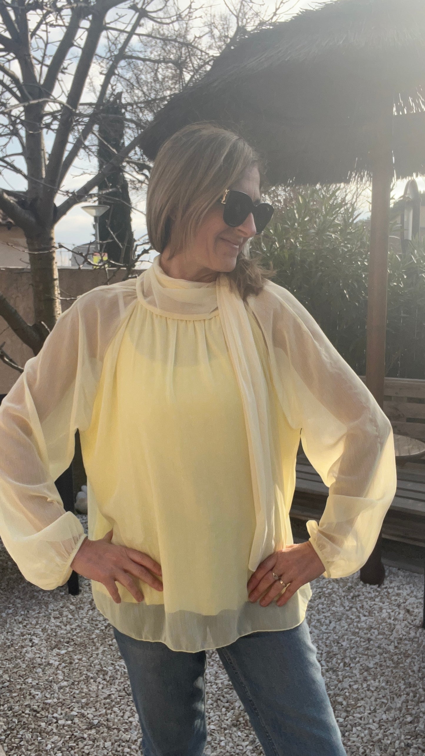 CHEMISIER  JAUNE A POIS BLANC