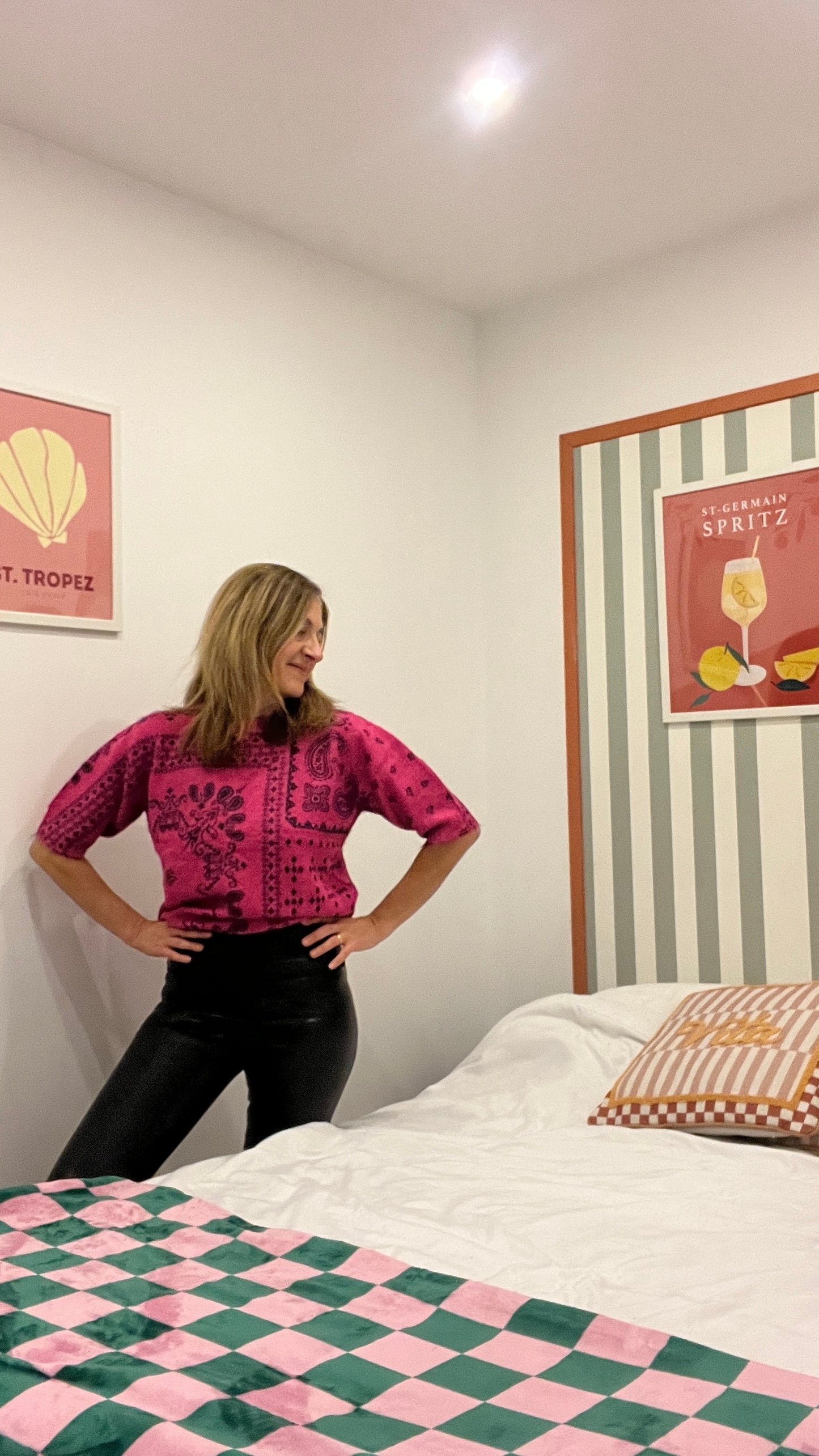 PULL ROSE FUCHSIA BANDANA MANCHES COURTES