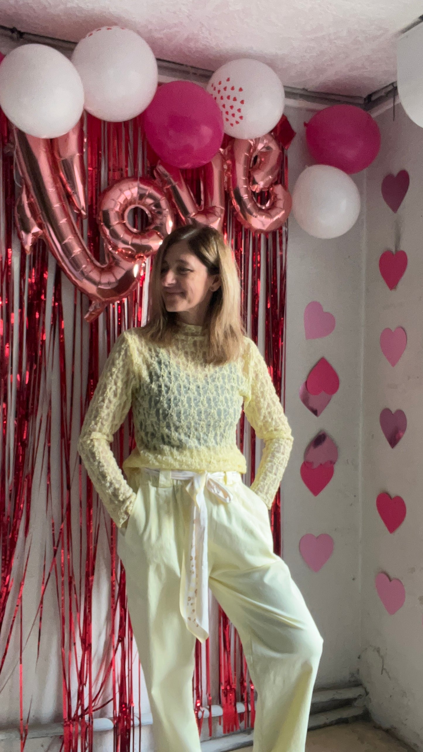 PANTALON JAUNE PÂLE AVEC FOULARD CEINTURE "AURORE"