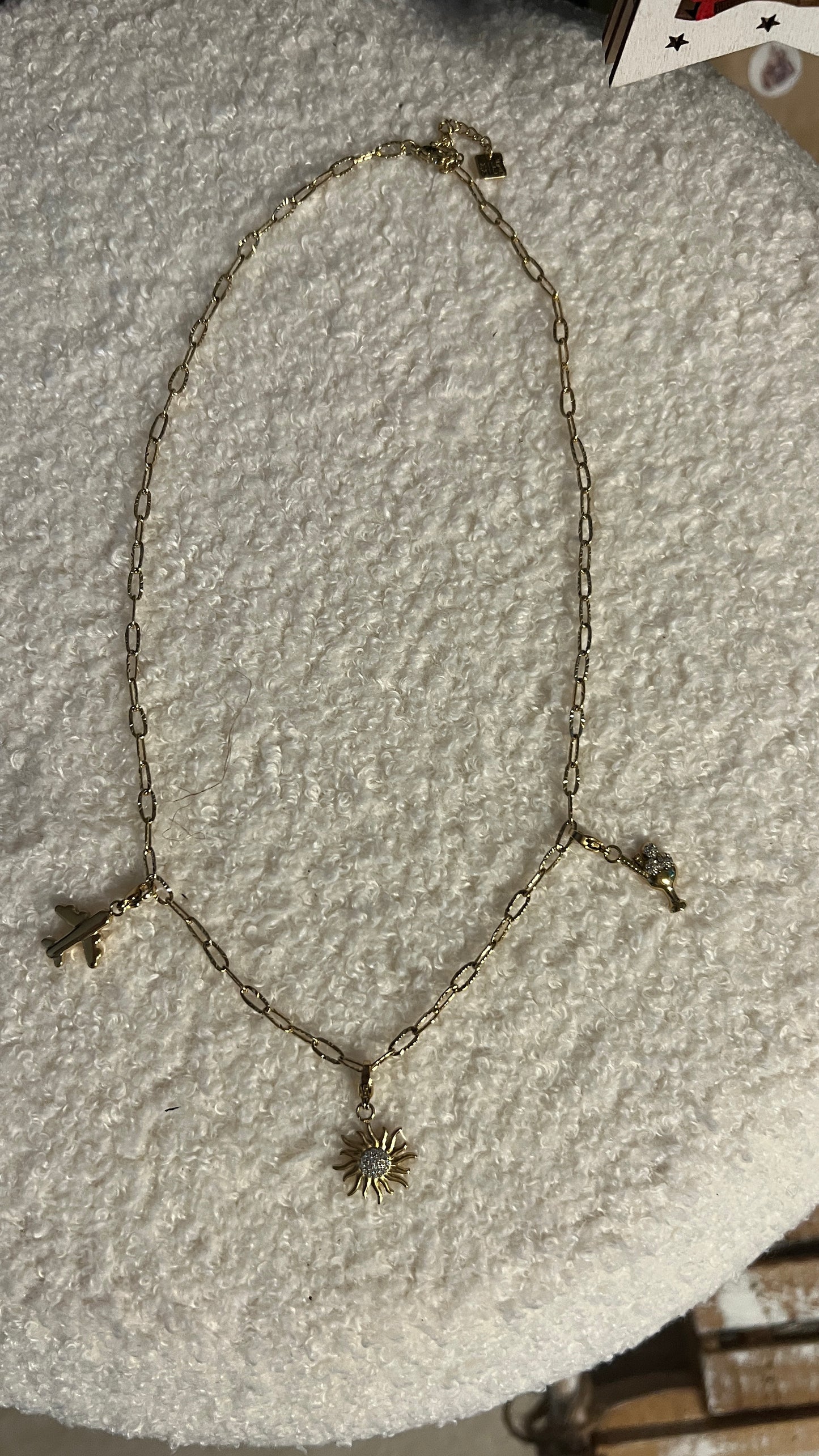 COLLIER DORE MAILLONS & CHARM'S HAPPINESS "MILE MILA"