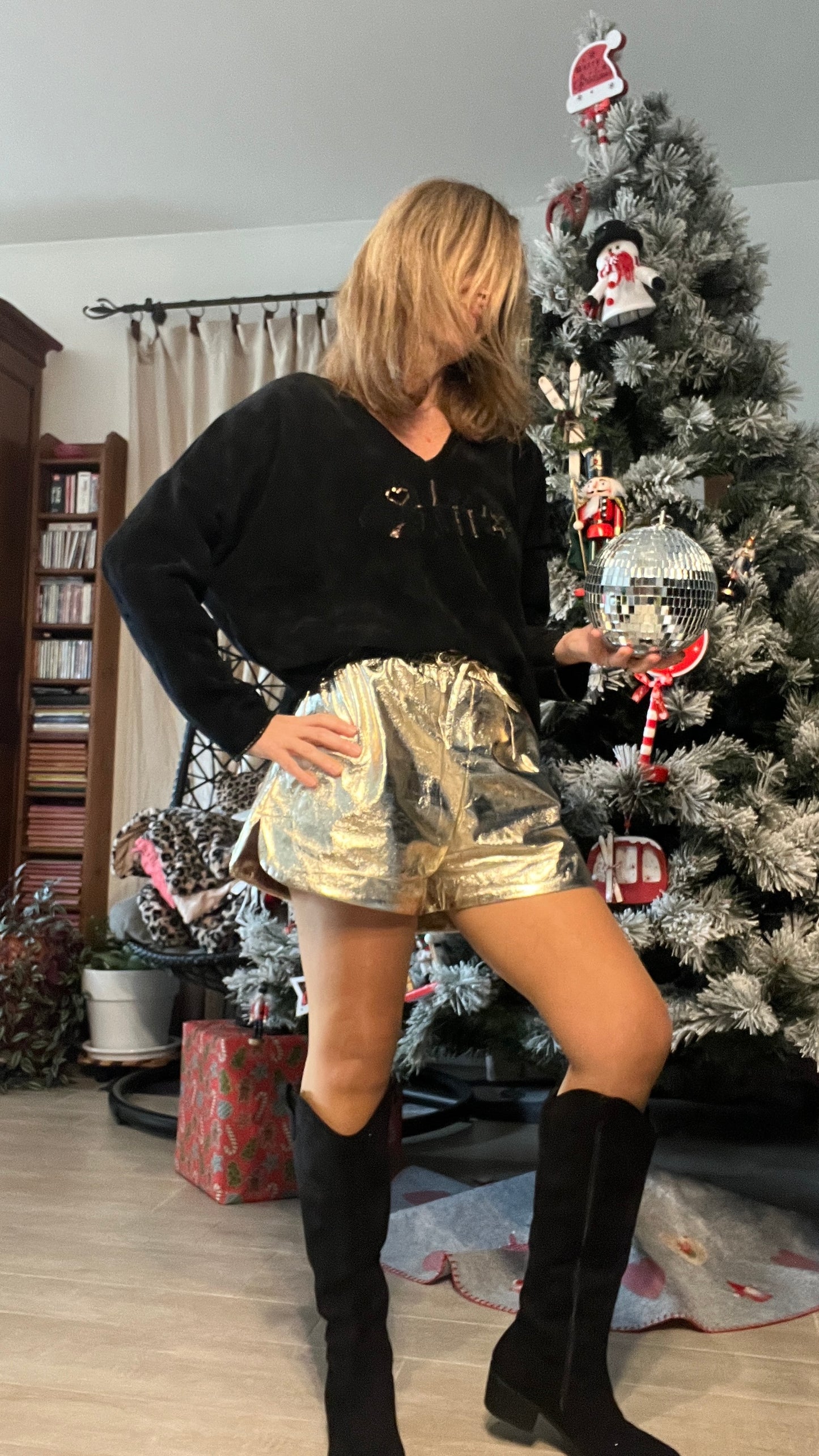 TUNIQUE VELOURS NOIRE INSCRIPTION DOREE