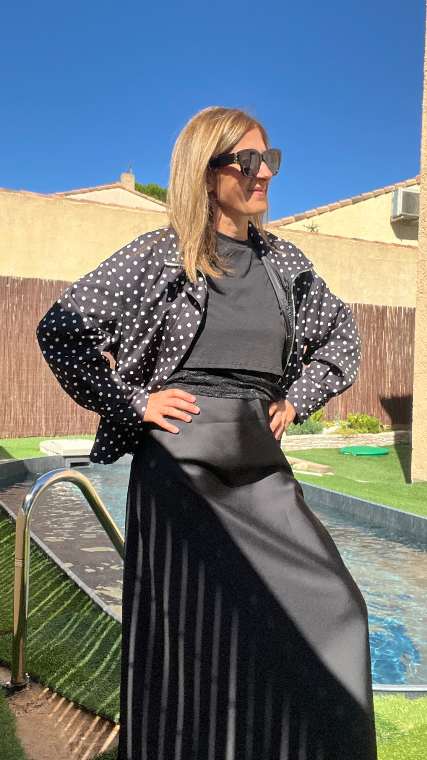 JUPE LONGUE NOIR "SATIN"