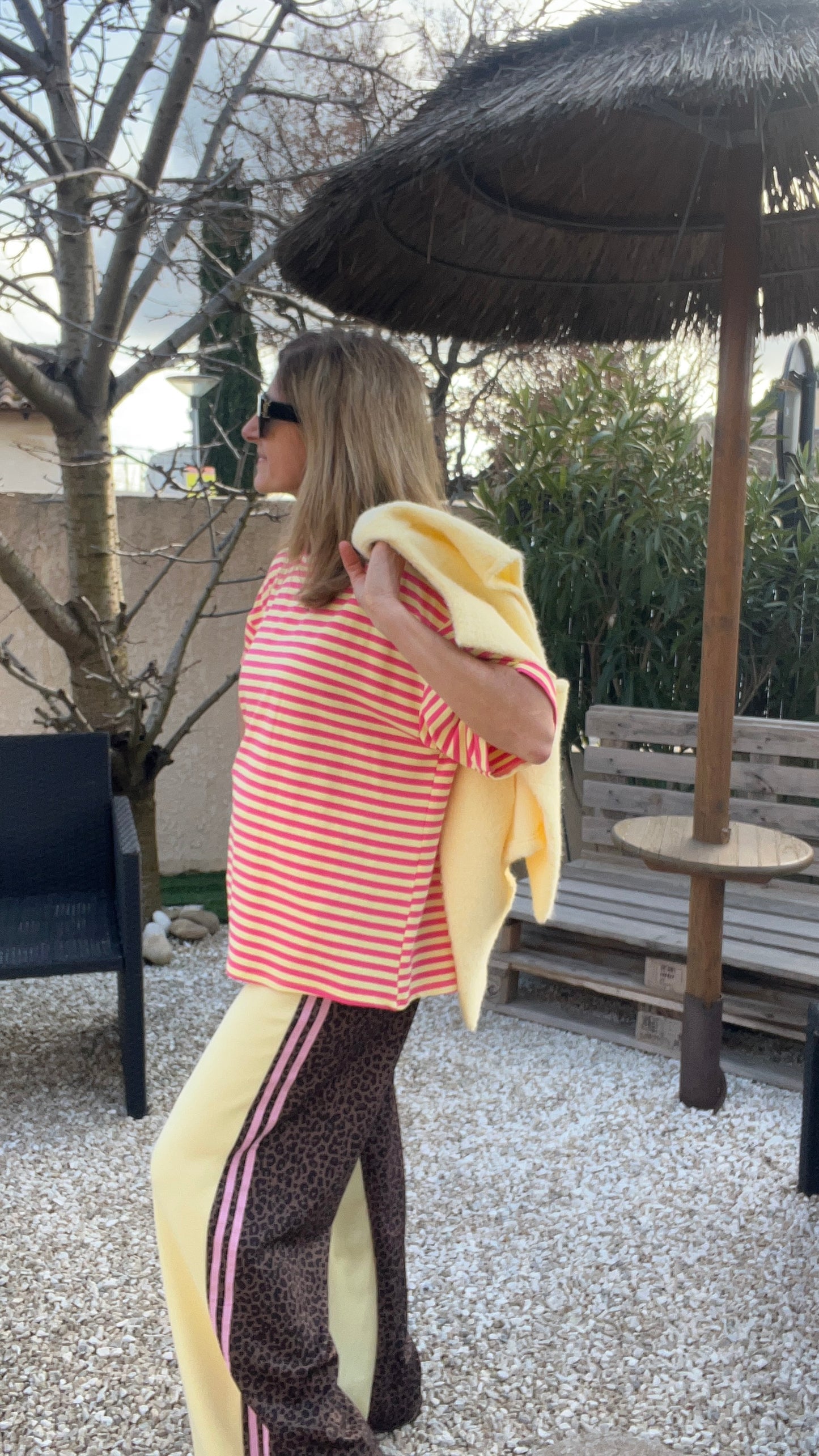 TEE-SHIRT RAYE JAUNE/ROSE FUCHSIA "MARIN"