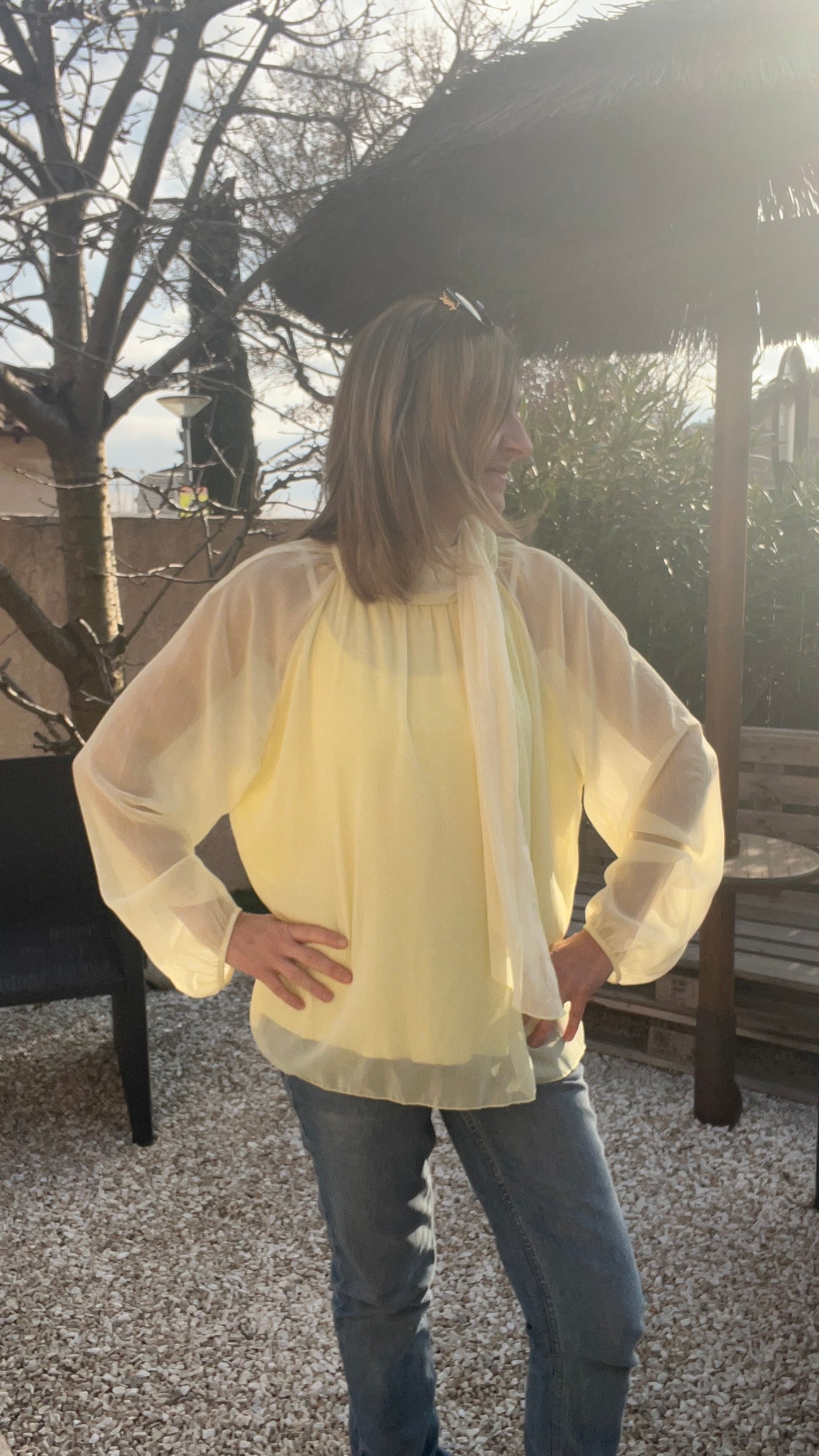 CHEMISIER  JAUNE A POIS BLANC