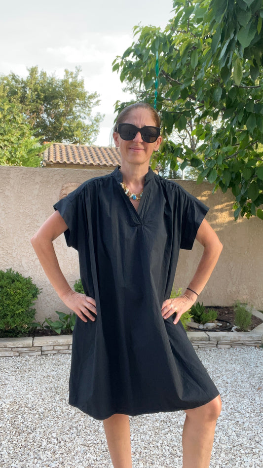 Robe noire "LINA"
