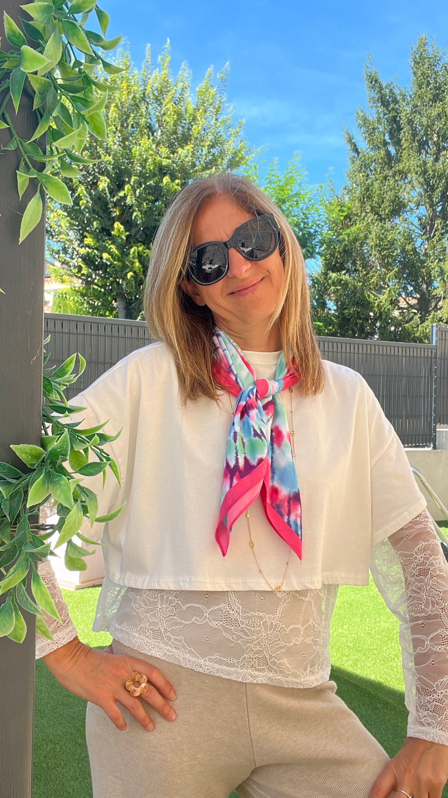 FOULARD MULTICOLORE "PETIT CARRE"