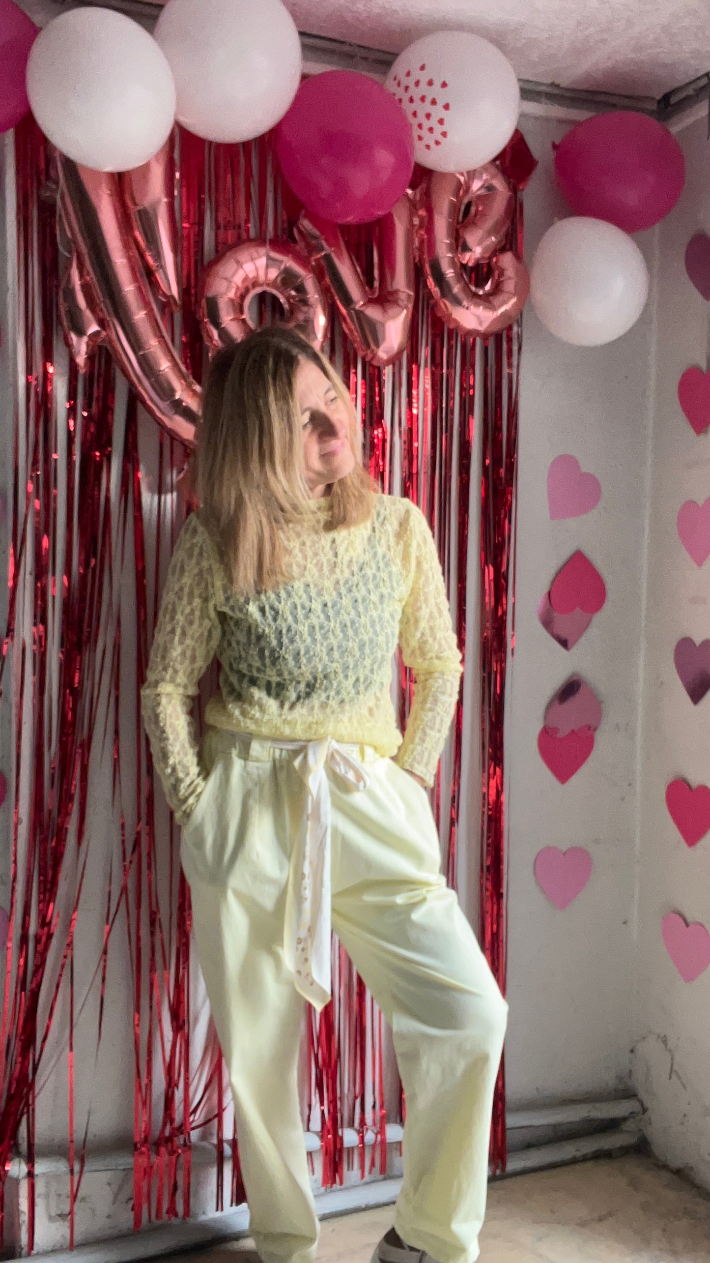 PANTALON JAUNE PÂLE AVEC FOULARD CEINTURE "AURORE"