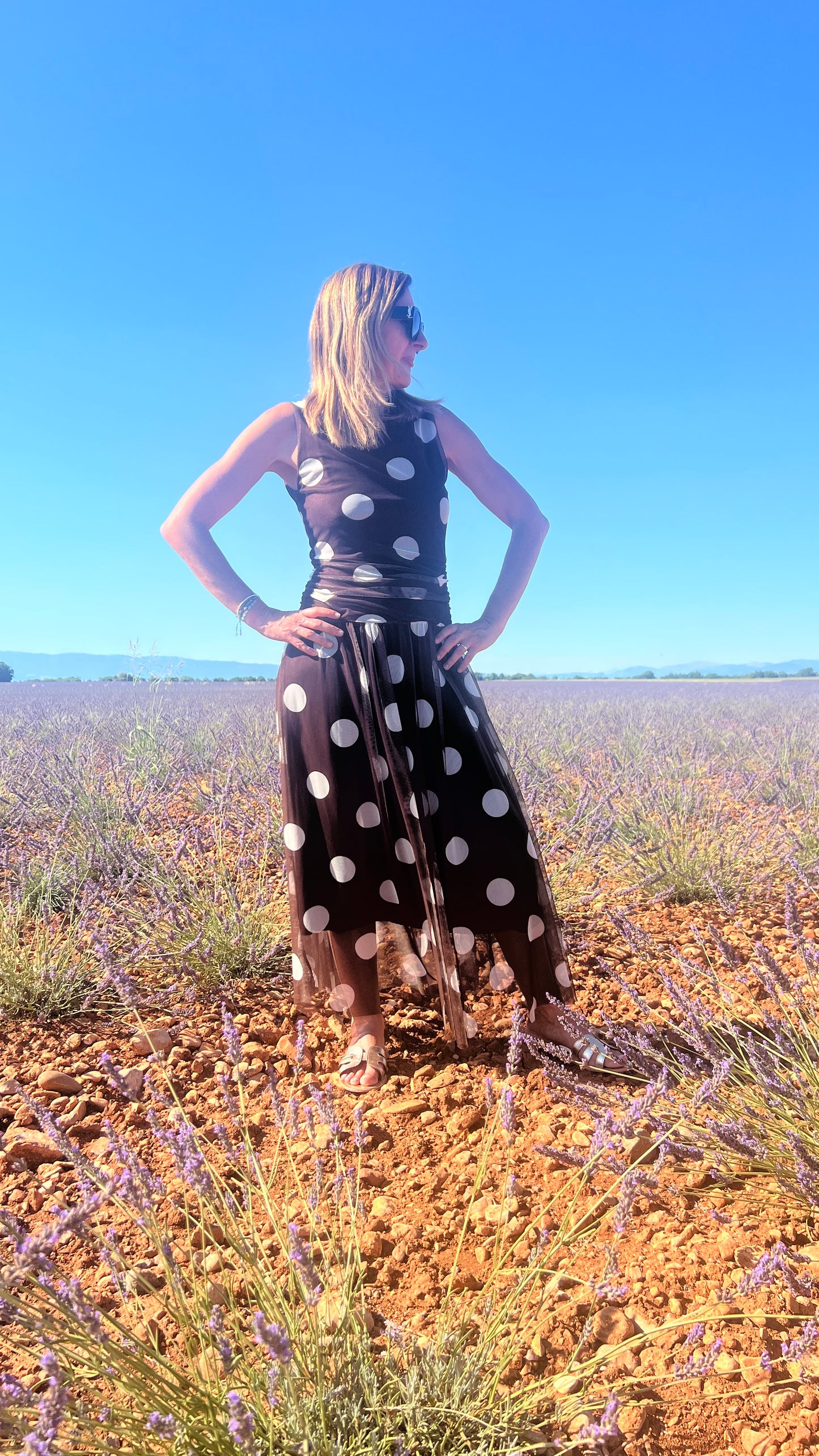 ROBE LONGUE CHOCOLAT A POIS BLANC