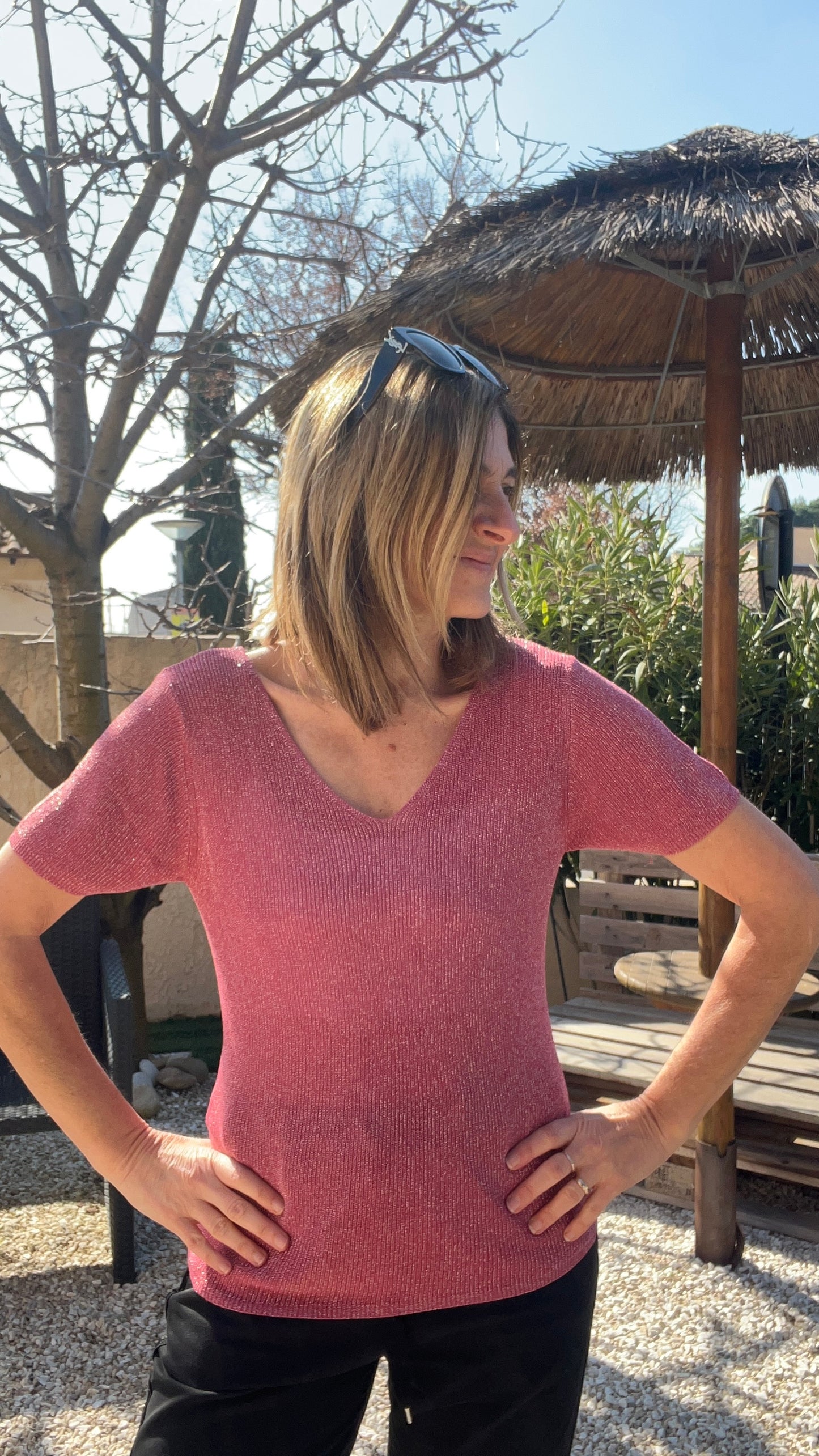 TOP MANCHES COURTES VIEUX ROSE PAILLETE