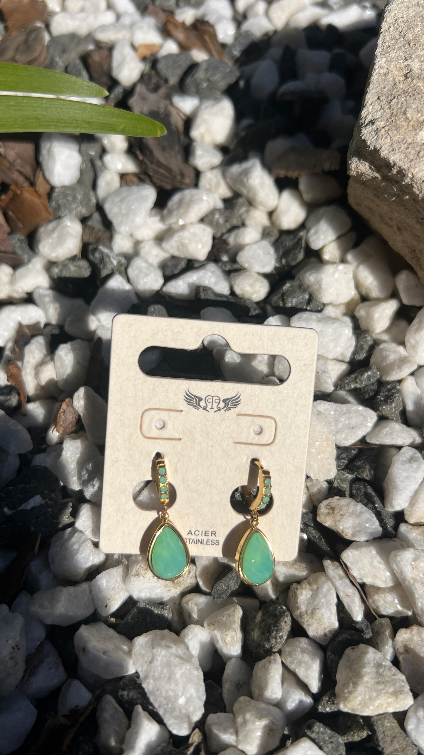BOUCLES D'OREILLES
