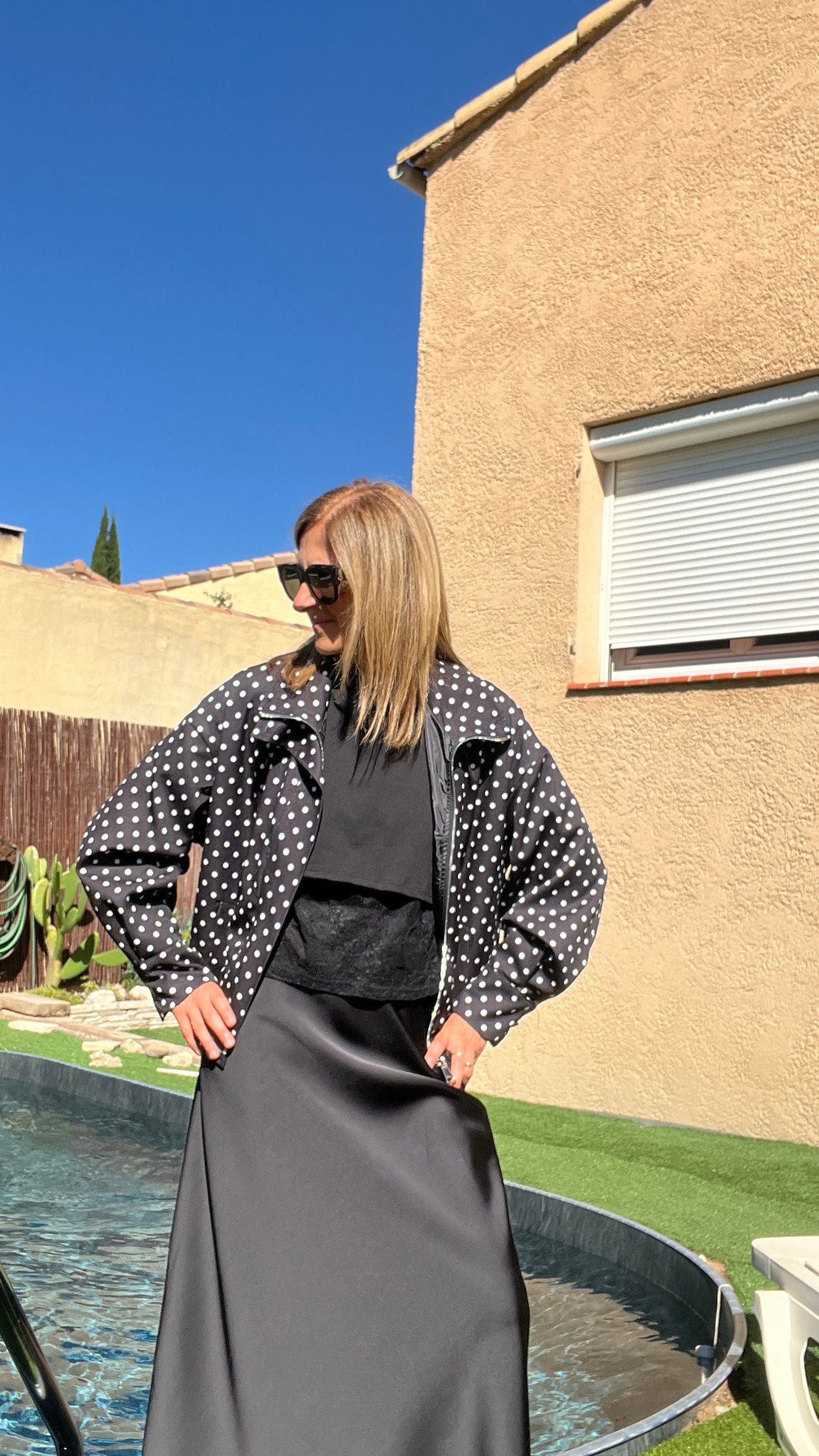 JUPE LONGUE NOIR "SATIN"