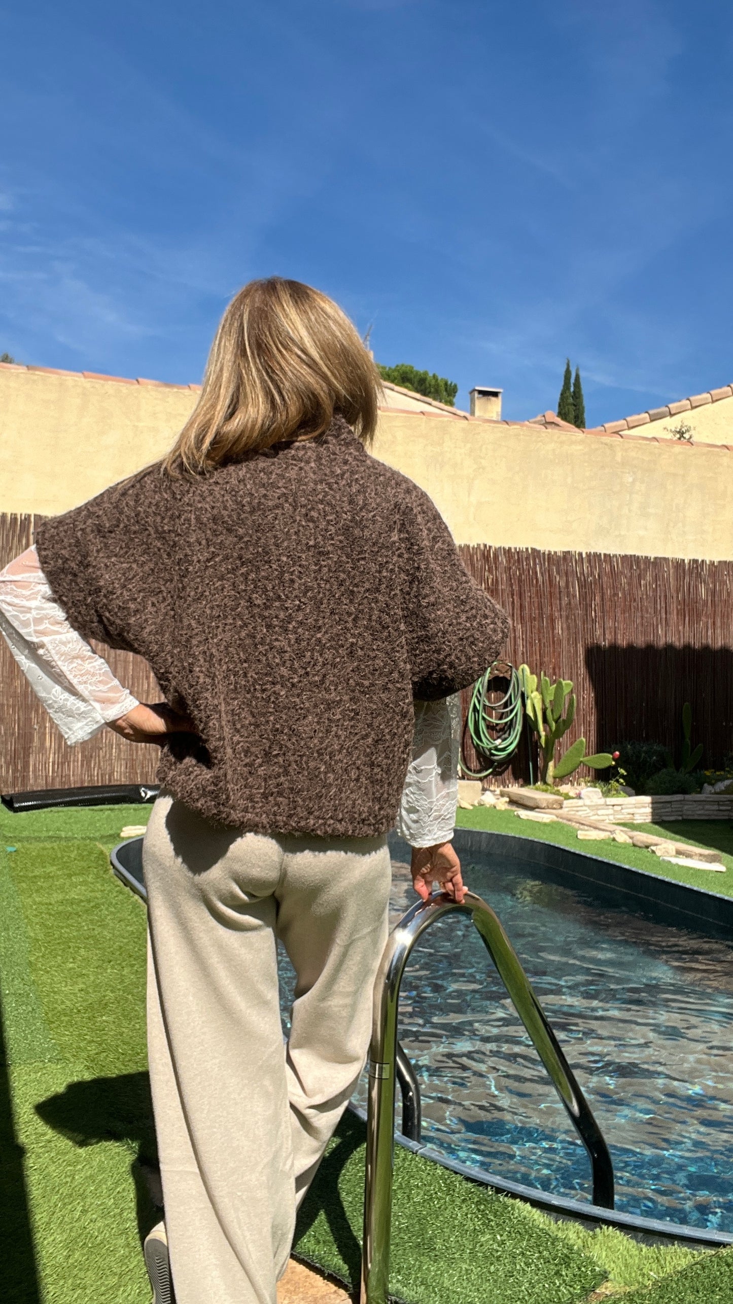 VESTE CHOCOLAT MANCHES COURTES "SOLEIL"