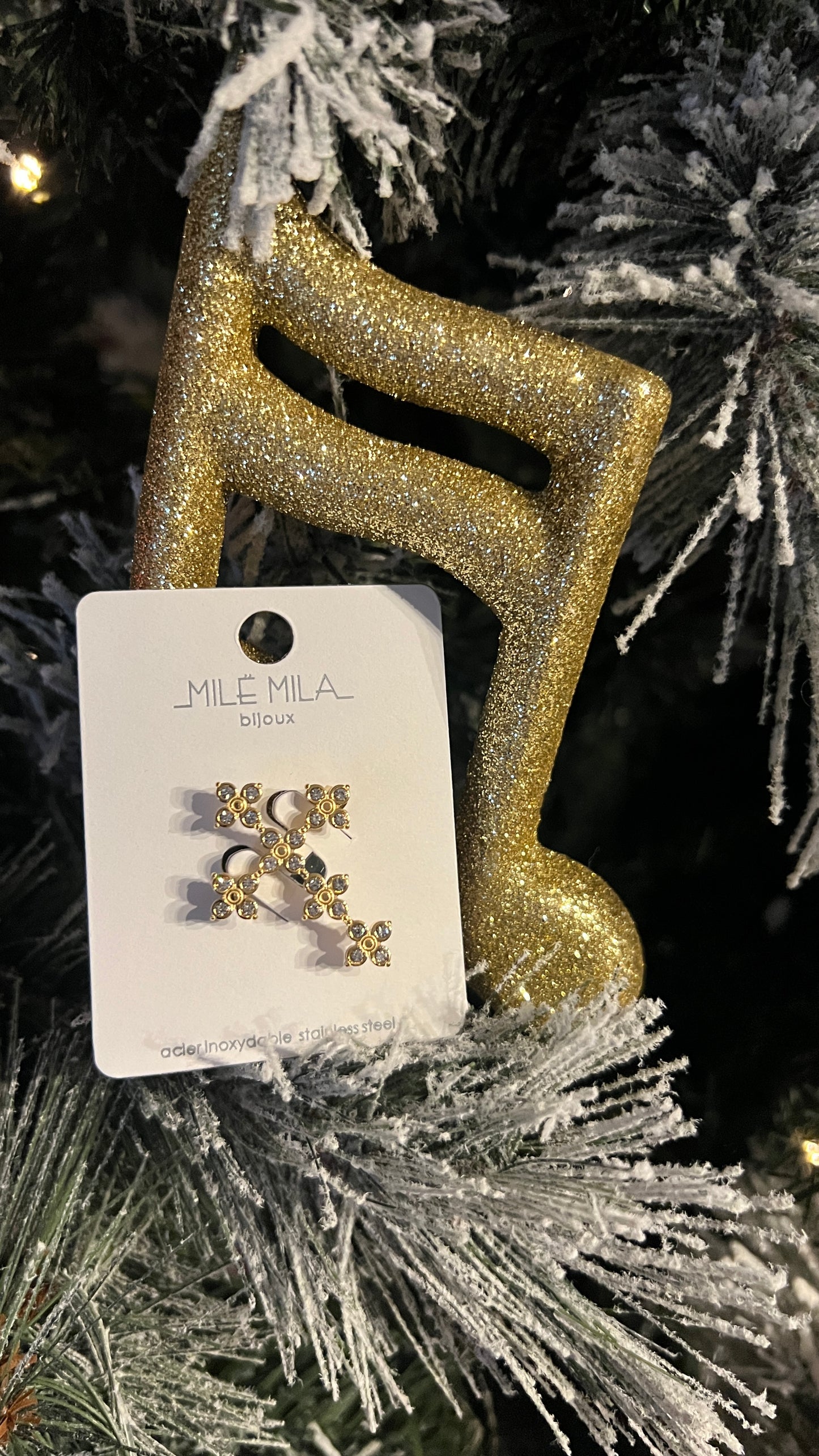 BROCHE DOREE CROIX MILE MILA