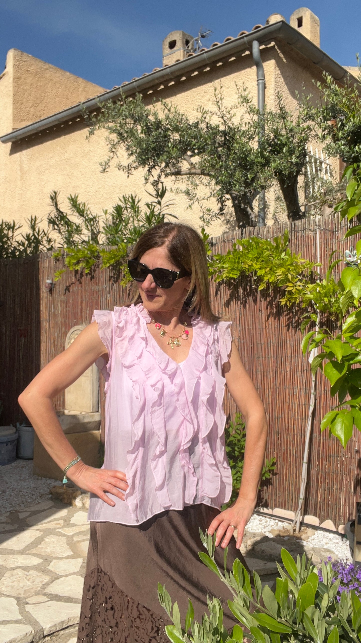 CHEMISIER ROSE SANS MANCHES "FROU-FROU"