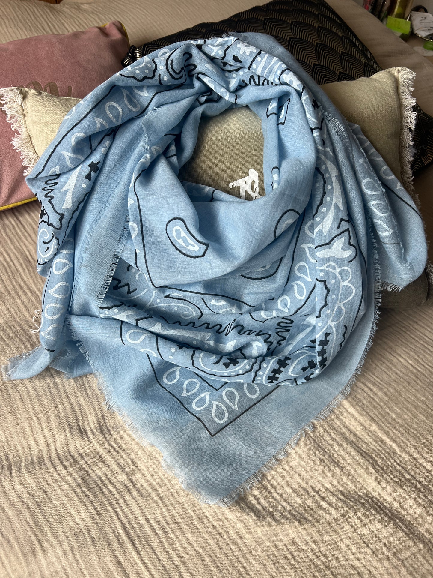 FOULARD GRAND CARRE "BANDANA"