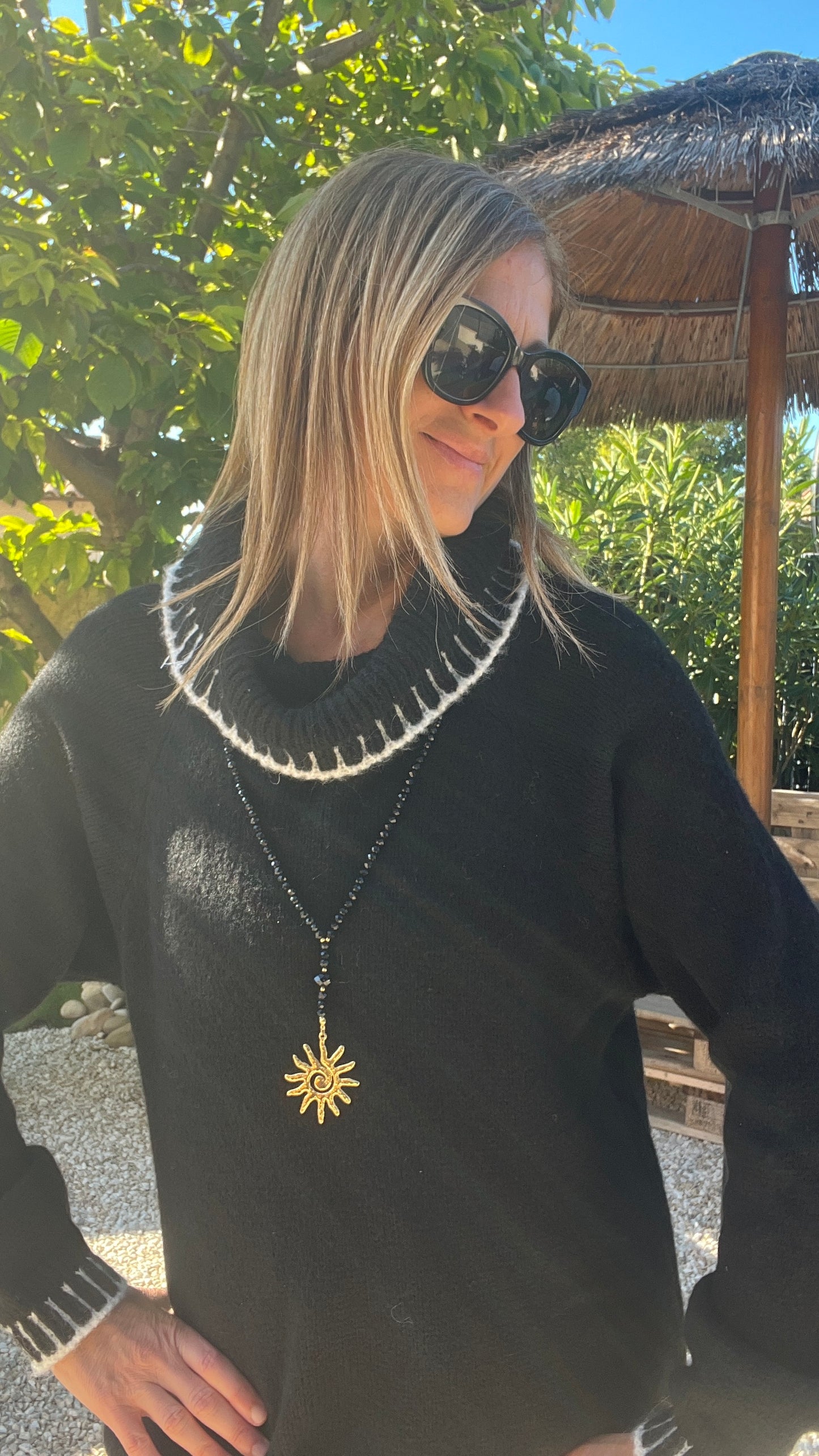 SAUTOIR EN PERLES "SOLEIL"