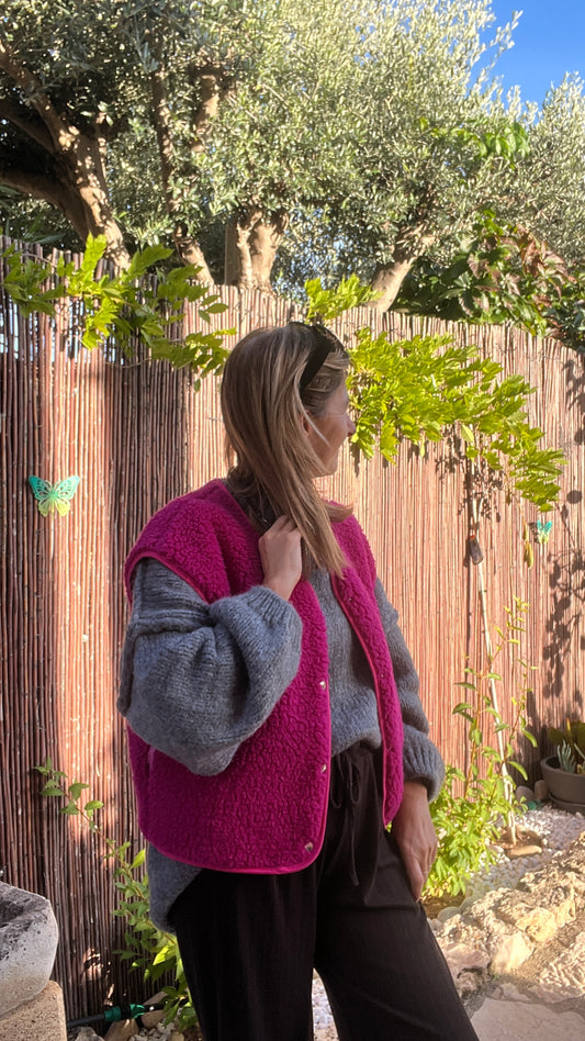 VESTE ROSE FUCHSIA SANS MANCHES « MOUMOUTE »